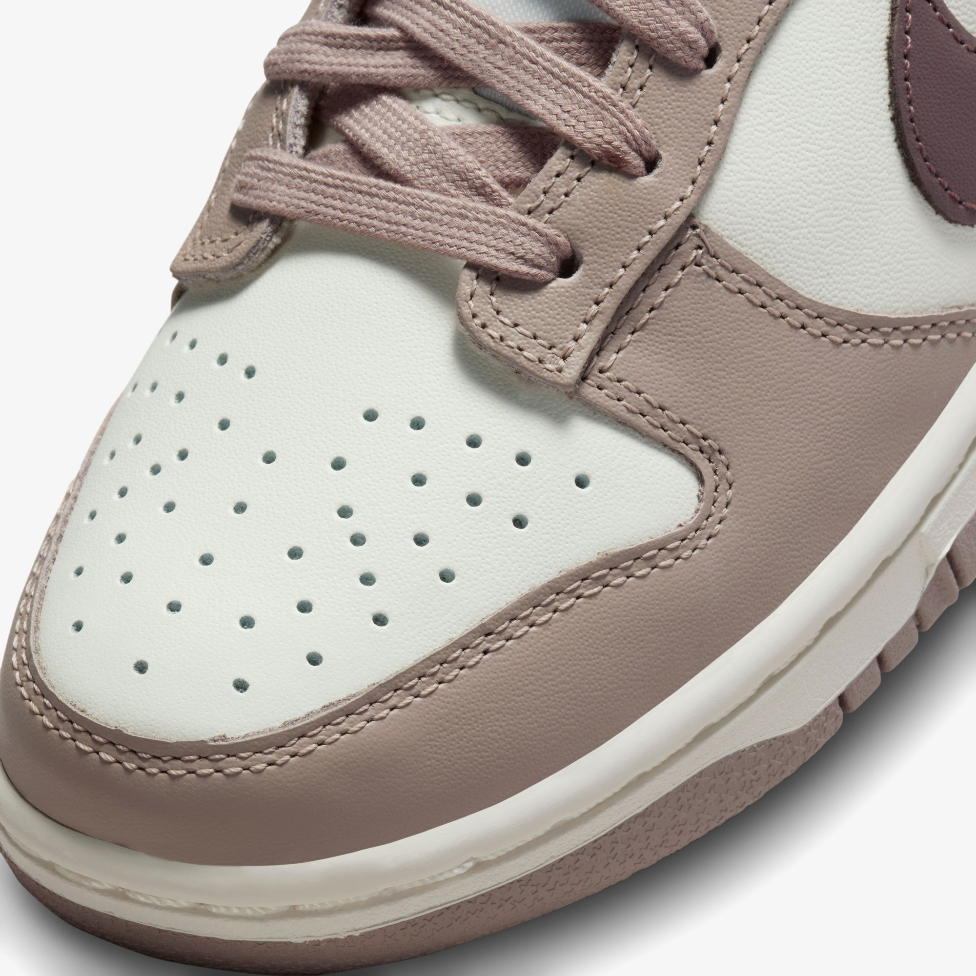 Nike Dunk Low Panda Kadın Kahverengi/Beyaz Sneaker