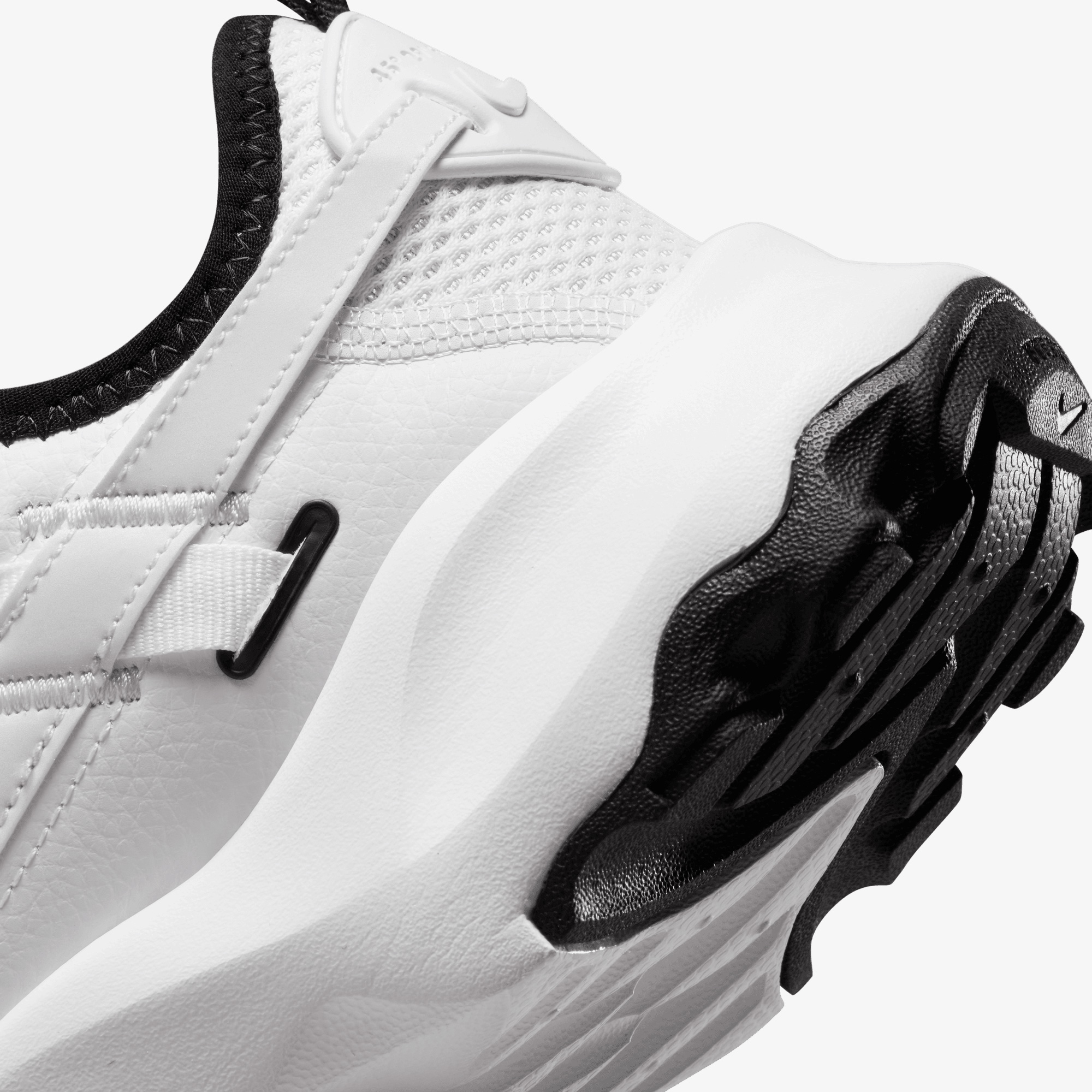 Nike Tc 7900 Kadın Beyaz Spor Ayakkabı