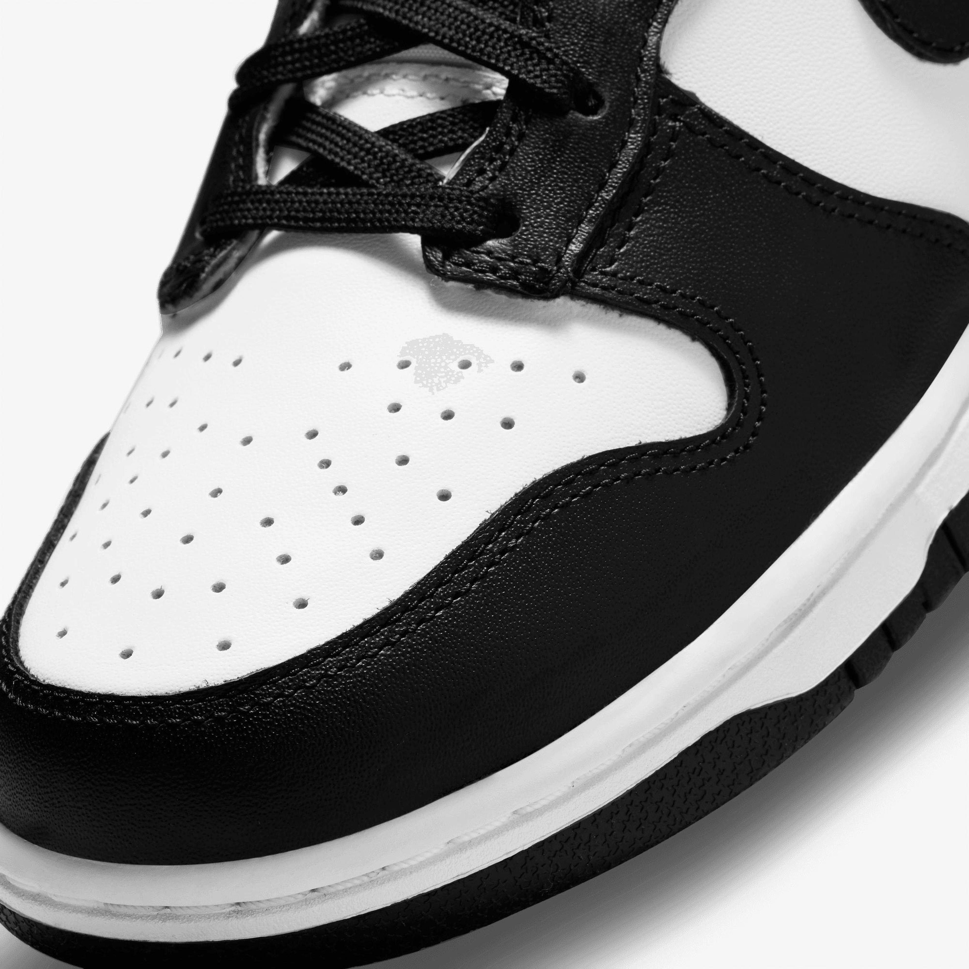 Nike Dunk High Kadın Siyah/Beyaz Spor Ayakkabı