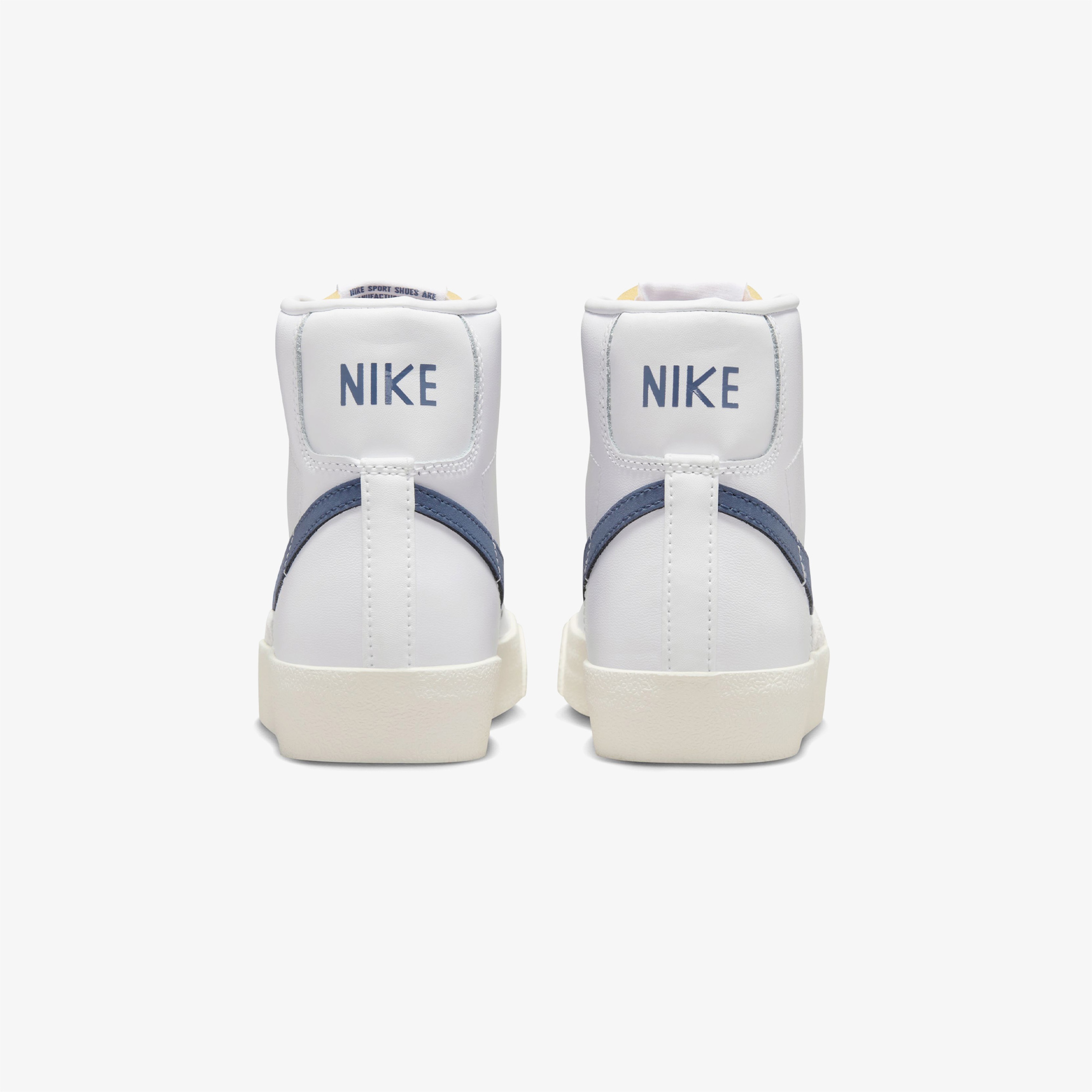 Nike Blazer Mid '77 Kadın Beyaz Spor Ayakkabı