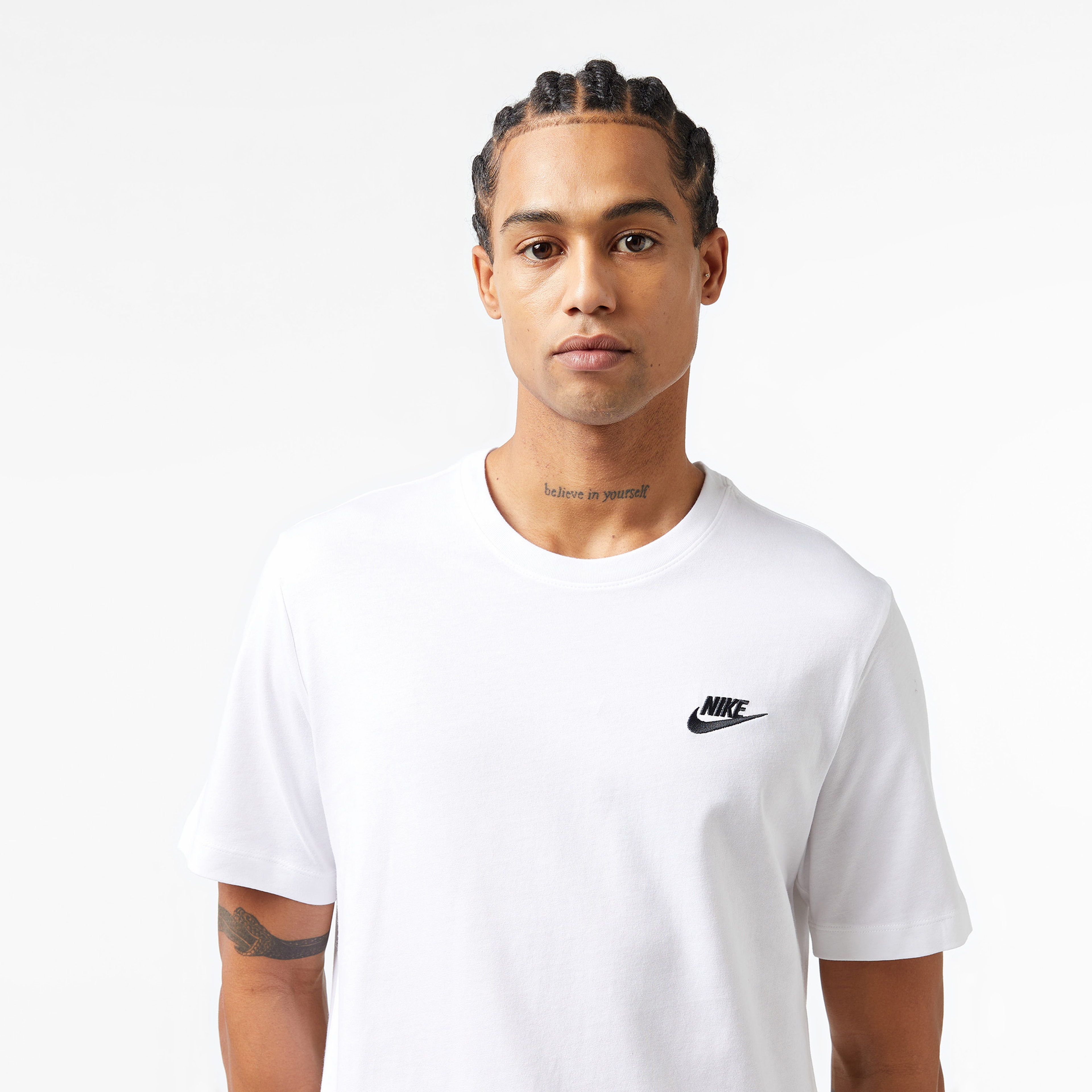 Nike Sportswear Club Erkek Beyaz T-Shirt