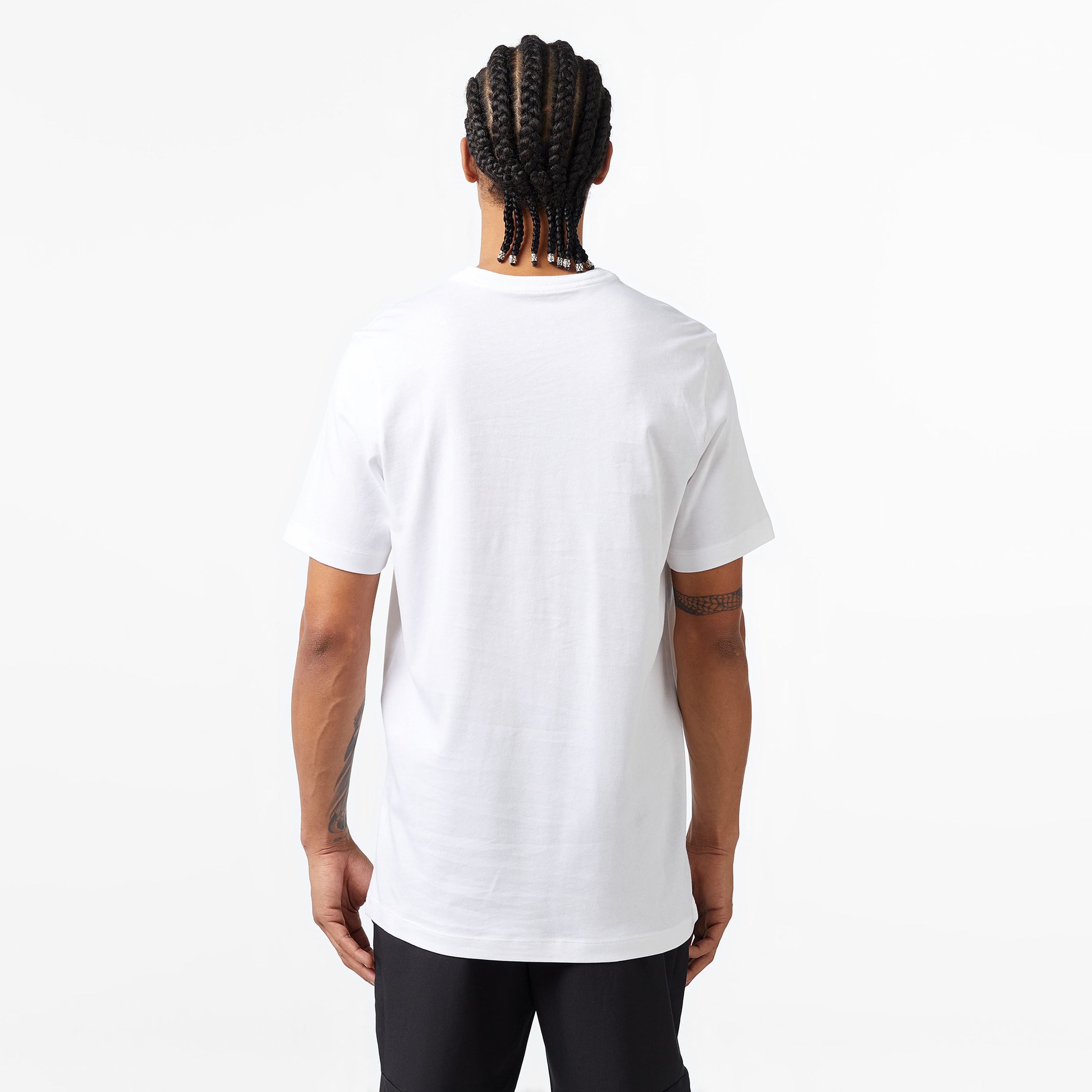 Nike Sportswear Club Erkek Beyaz T-Shirt