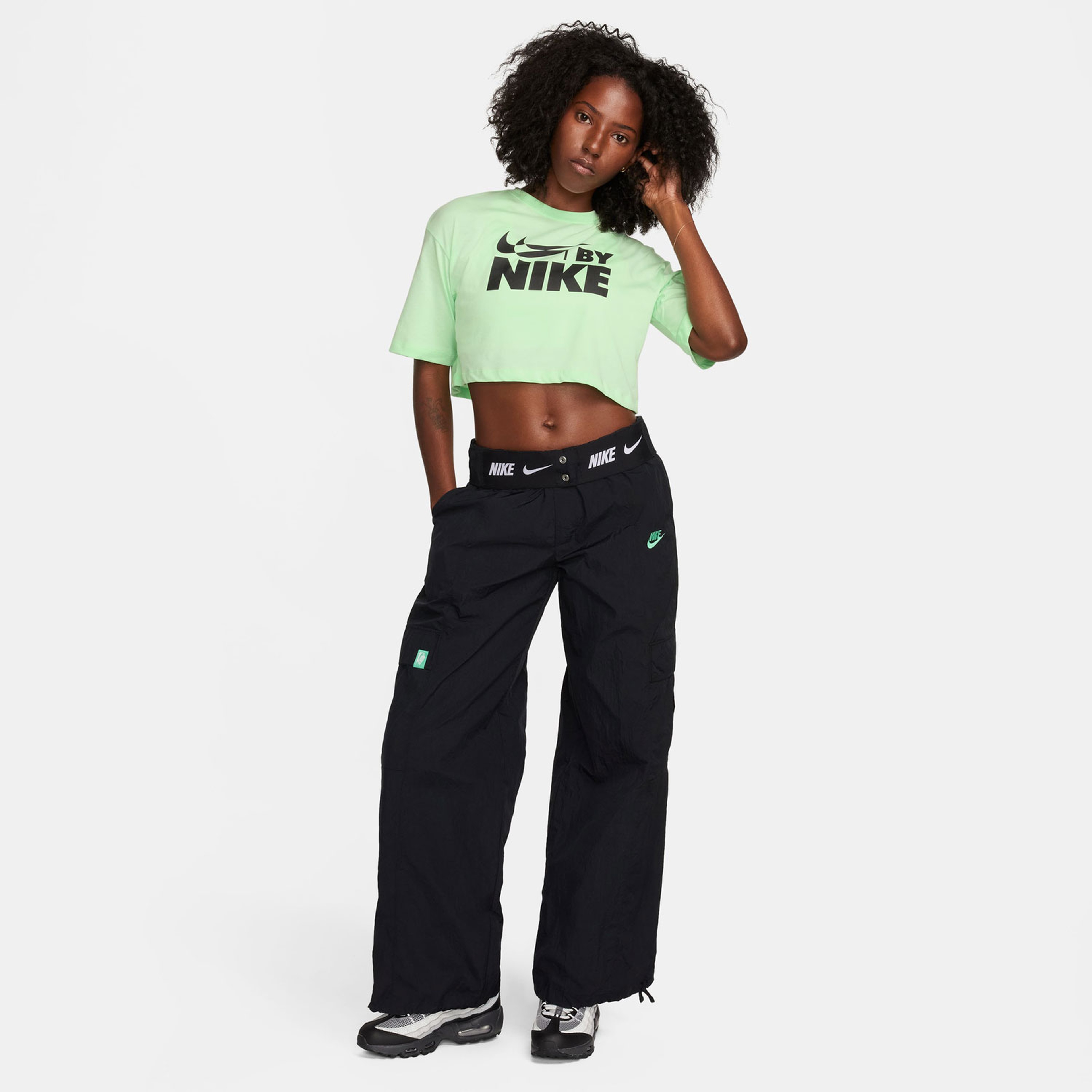 Nike Sportswear Kadın Yeşil T-Shirt