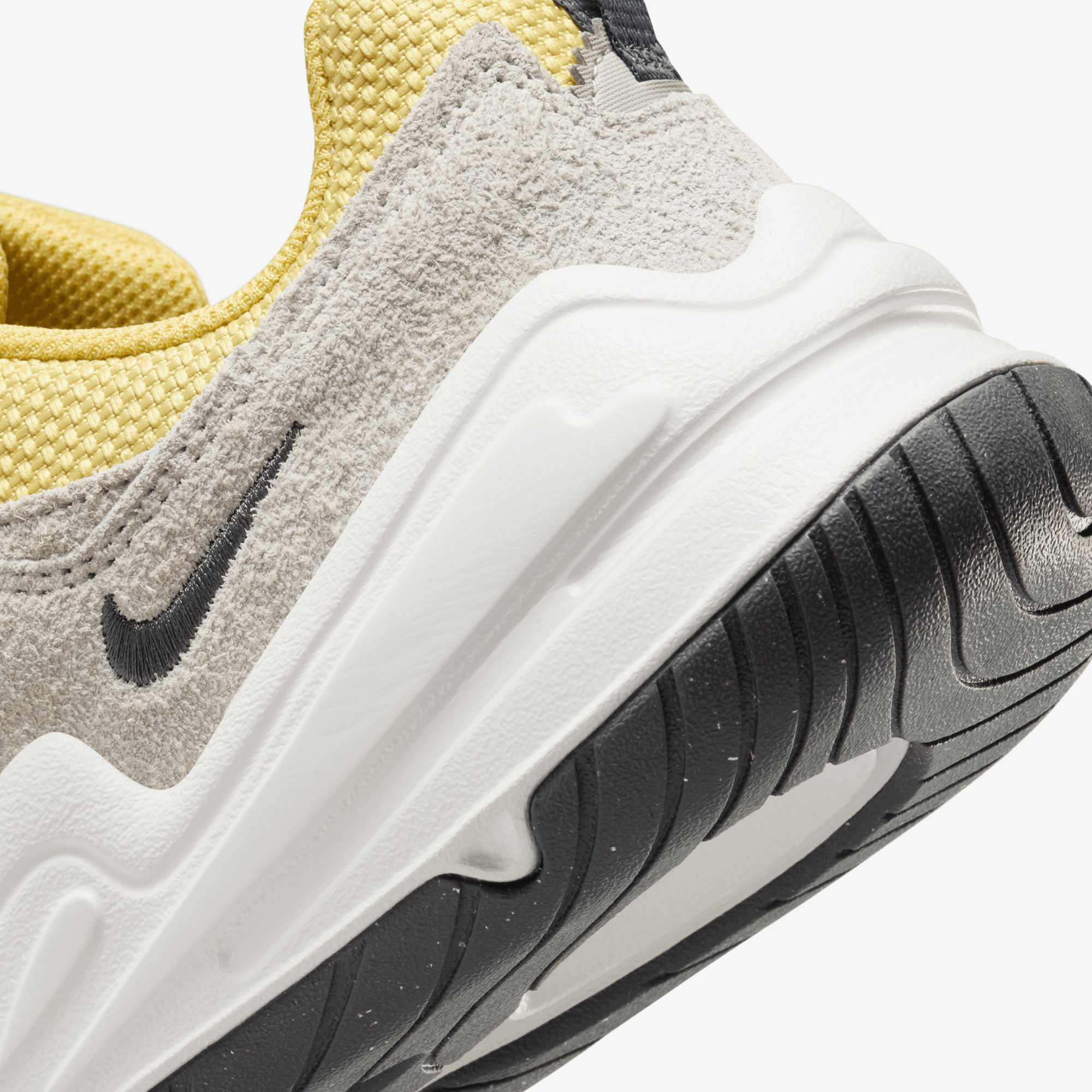 Nike Tech Hera Kadın Sarı Spor Ayakkabı