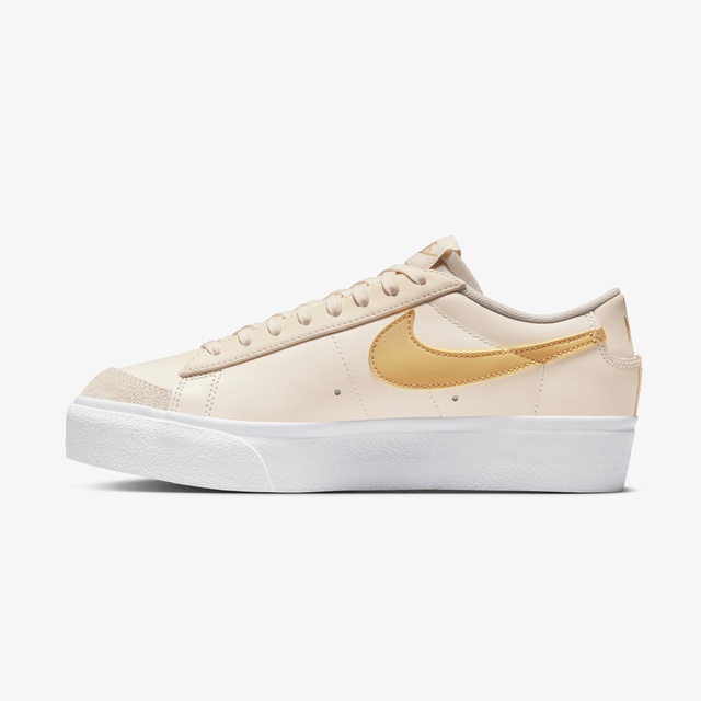 Nike Krem Nike Blazer Low Platform