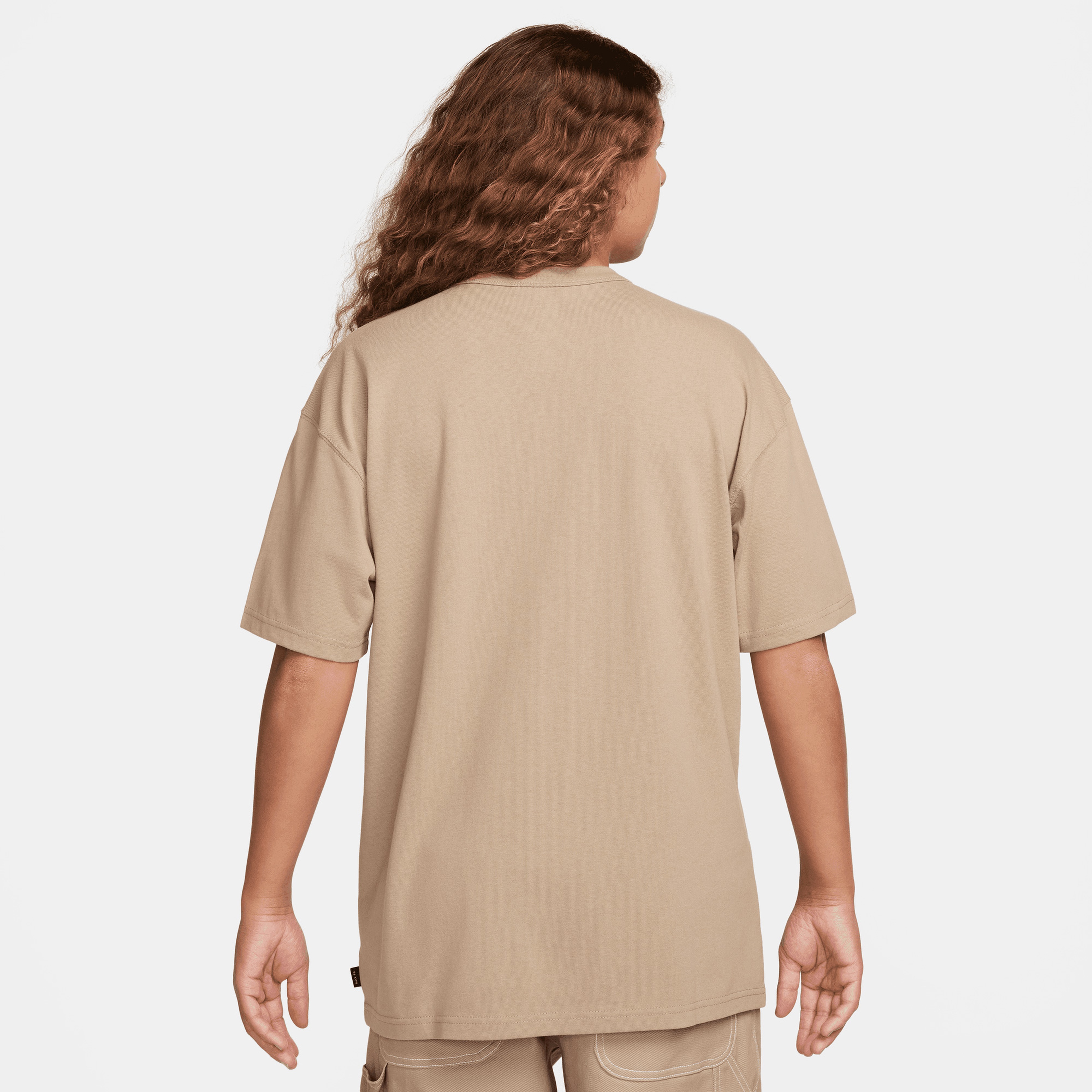 Nike Sportswear Premium Essentials Erkek Kahverengi T-Shirt