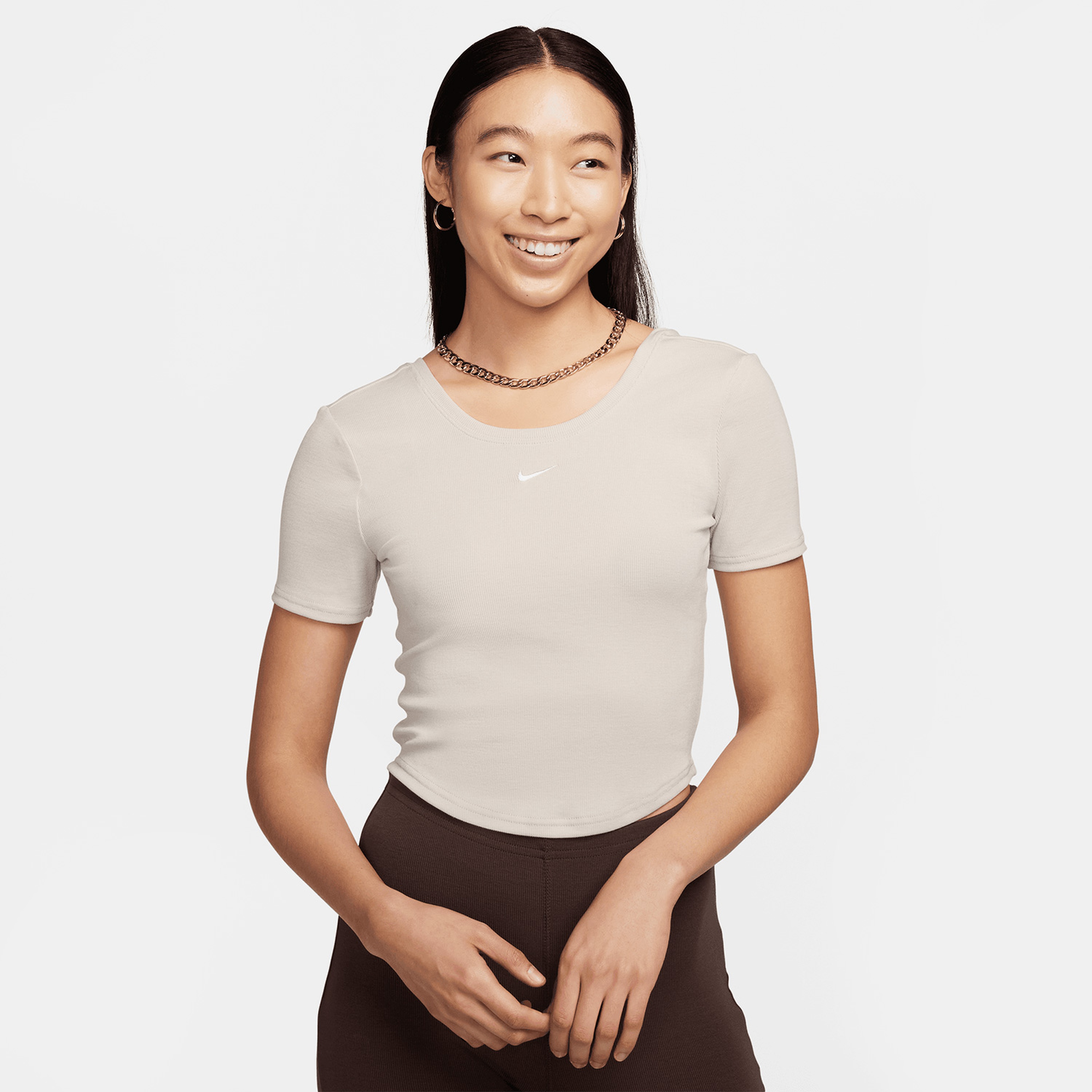 Nike Sportswear Chill Knit Kadın Krem T-Shirt