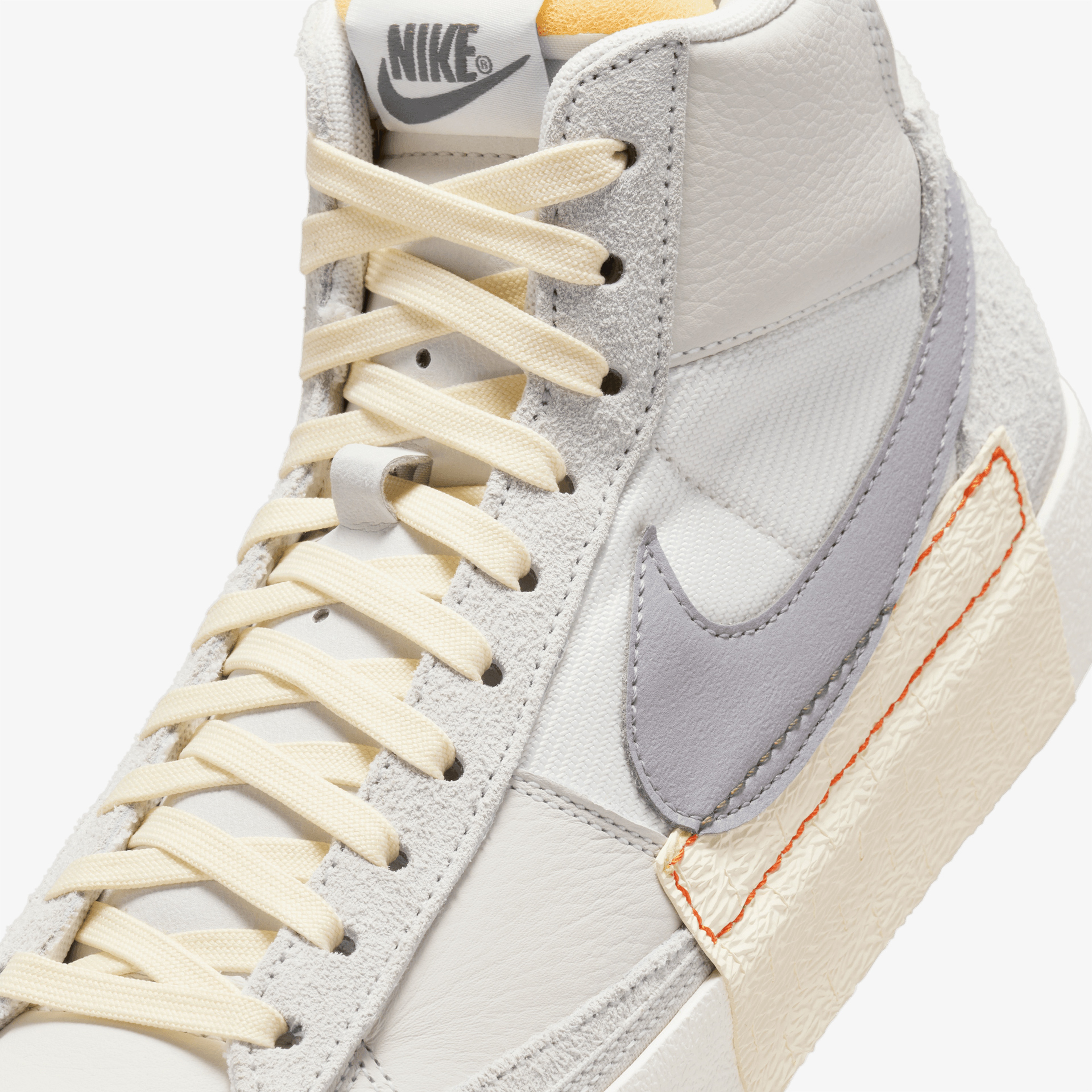 Nike Blazer Mid Pro Club Erkek Beyaz Spor Ayakkabı