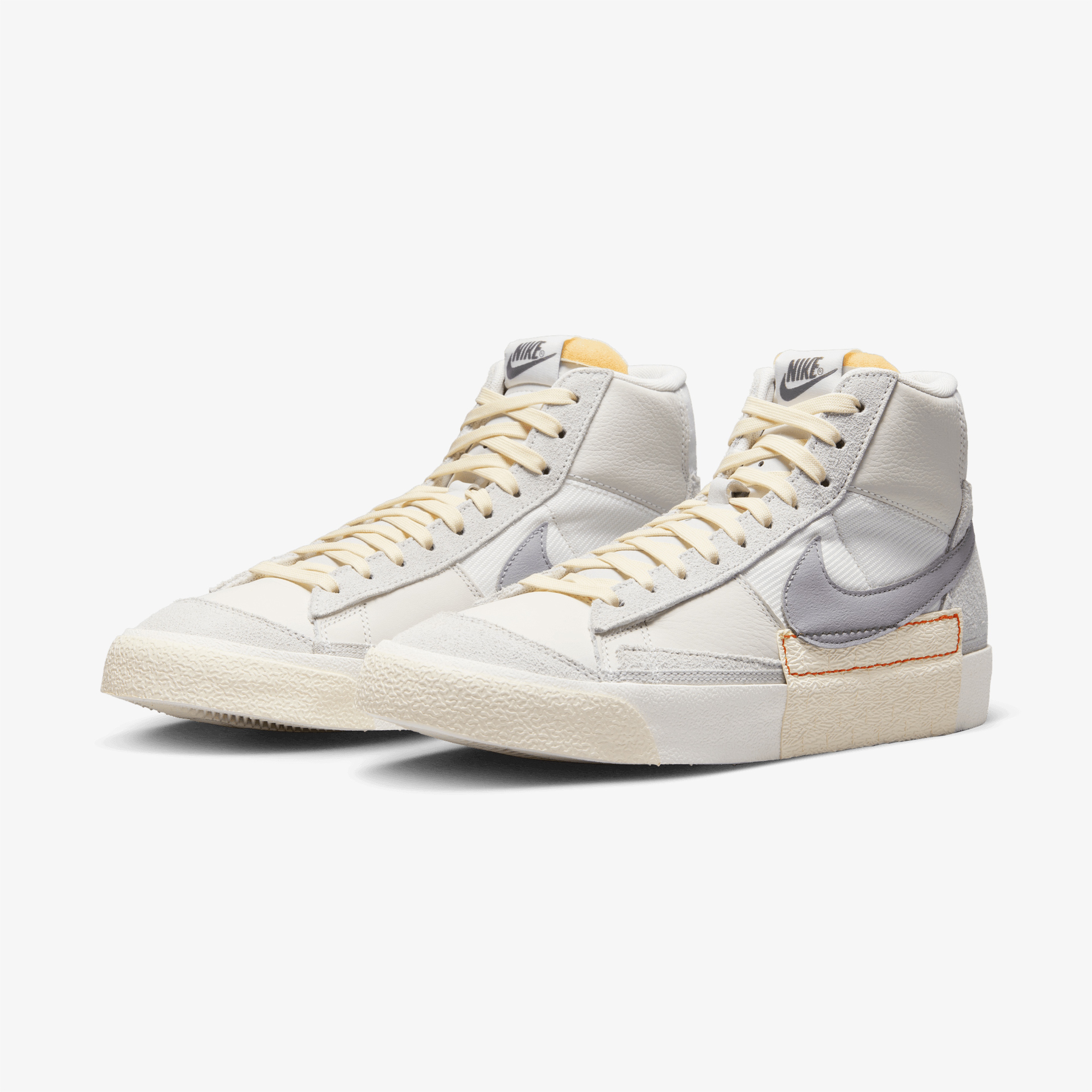 Nike Blazer Mid Pro Club Erkek Beyaz Spor Ayakkabı