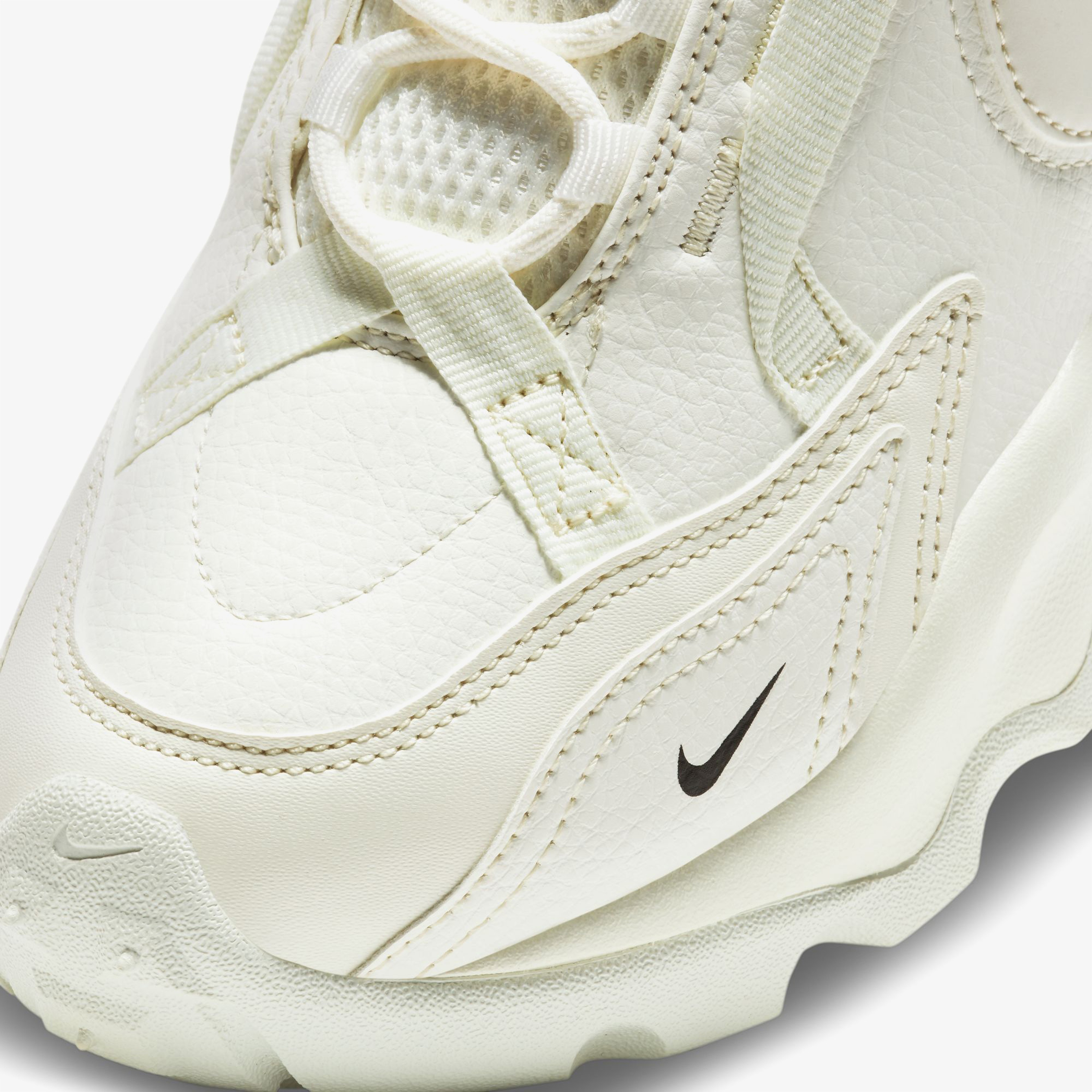 Nike Tc 7900 Kadın Beyaz Sneaker