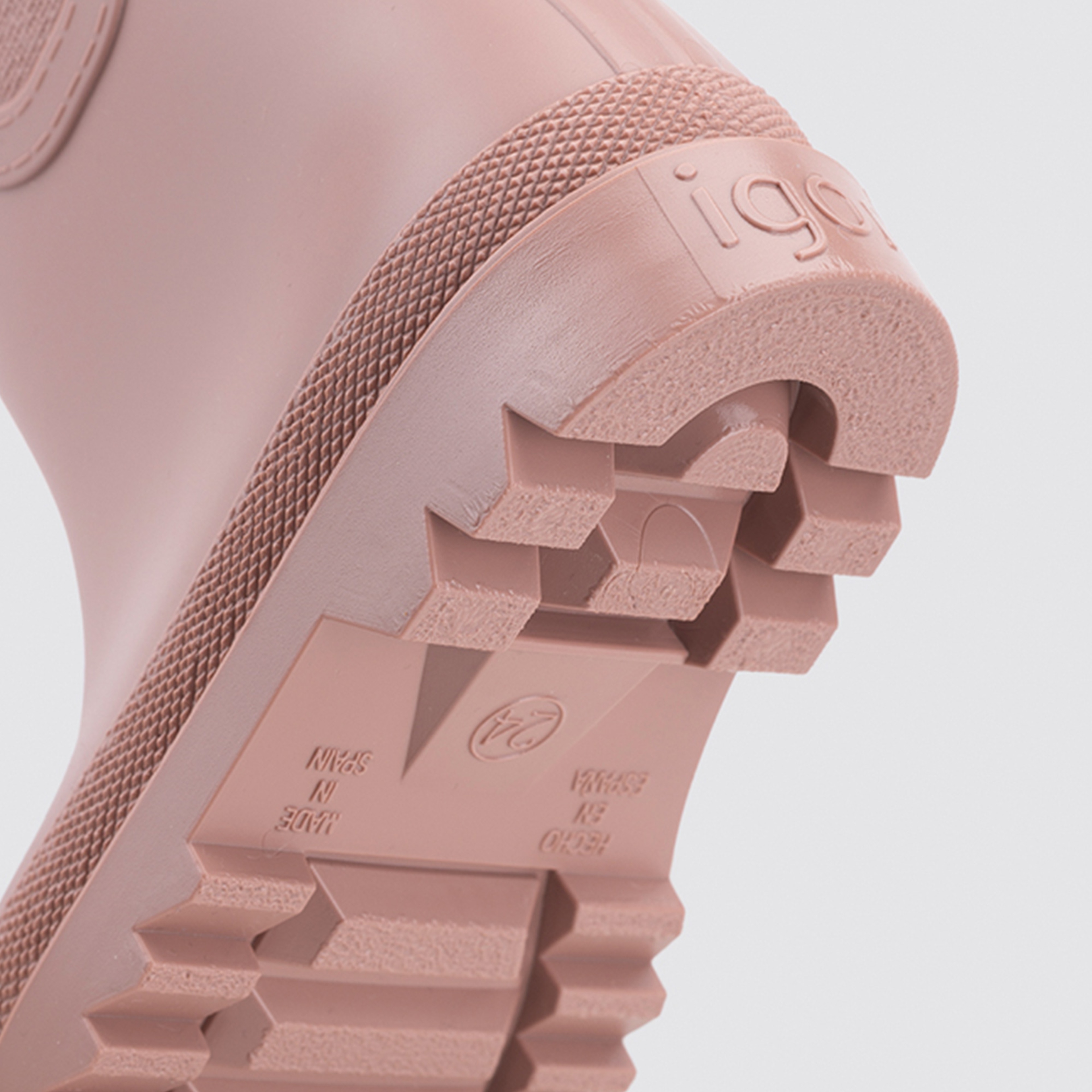 Igor Tokio Borreguitto Bebek Pembe Bot