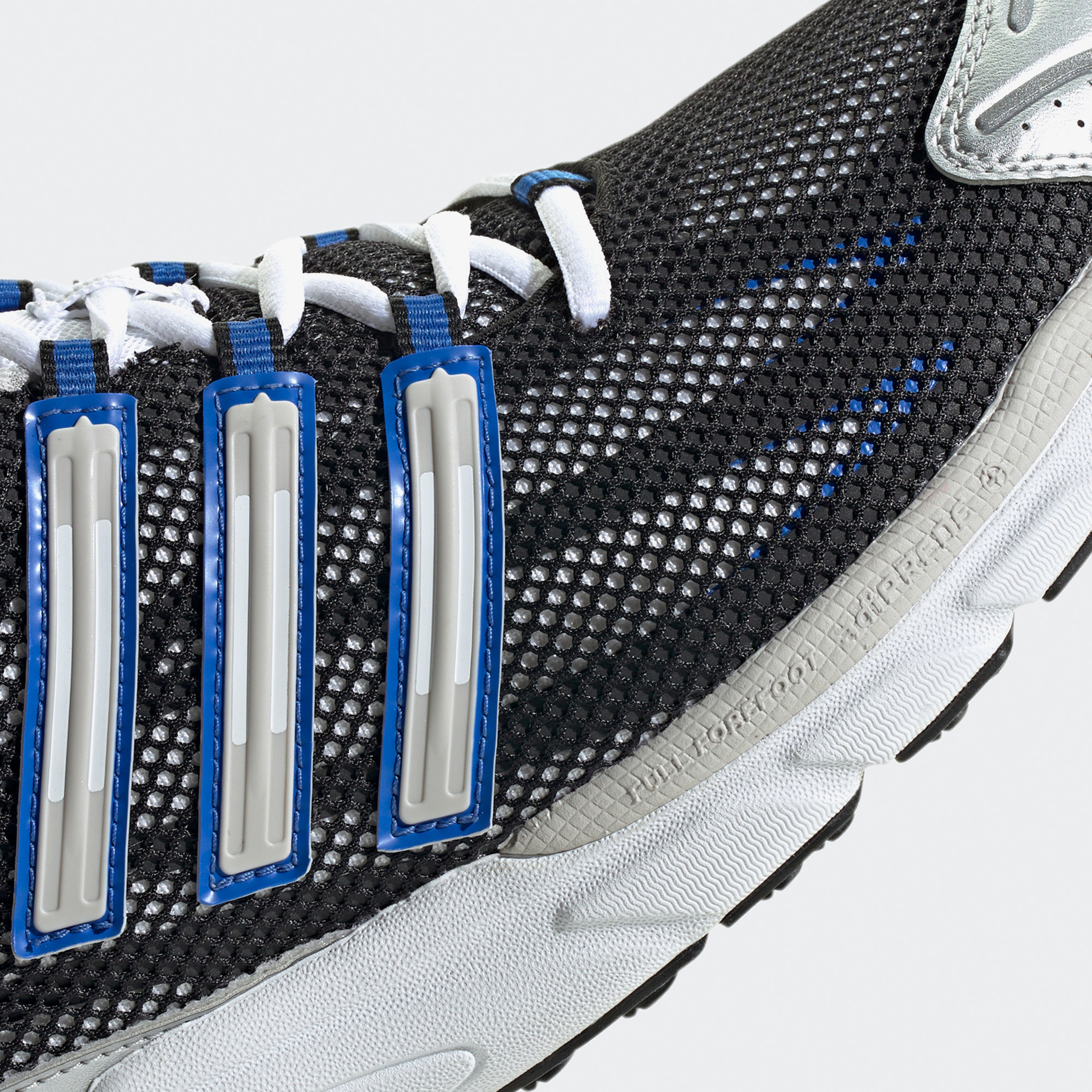 adidas Adistar Cushion Erkek Beyaz Spor Ayakkabı