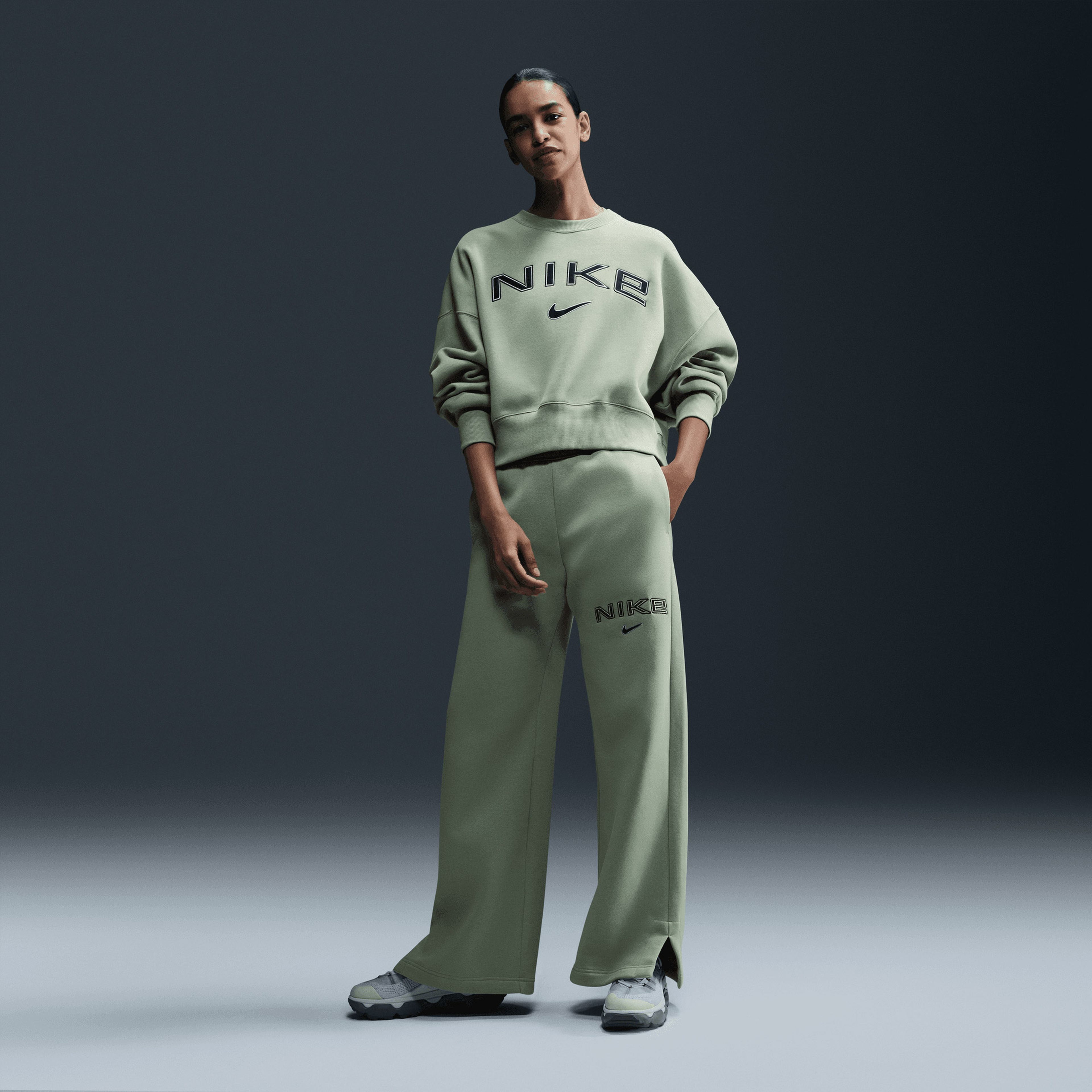 Nike Sportswear Phoenix Fleece Kadın Yeşil Sweatshirt