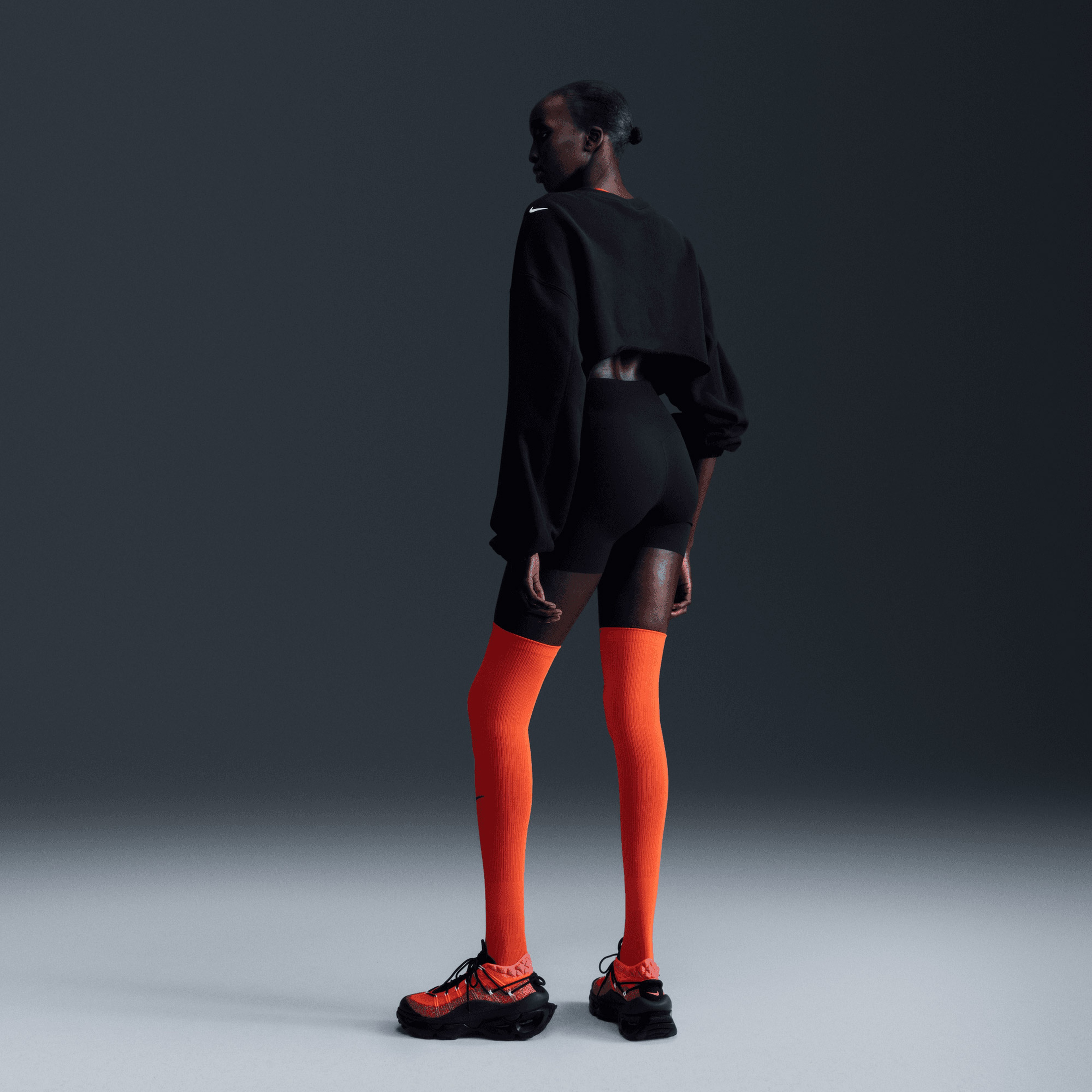 Nike Sportswear Dans Kadın Siyah Sweatshirt