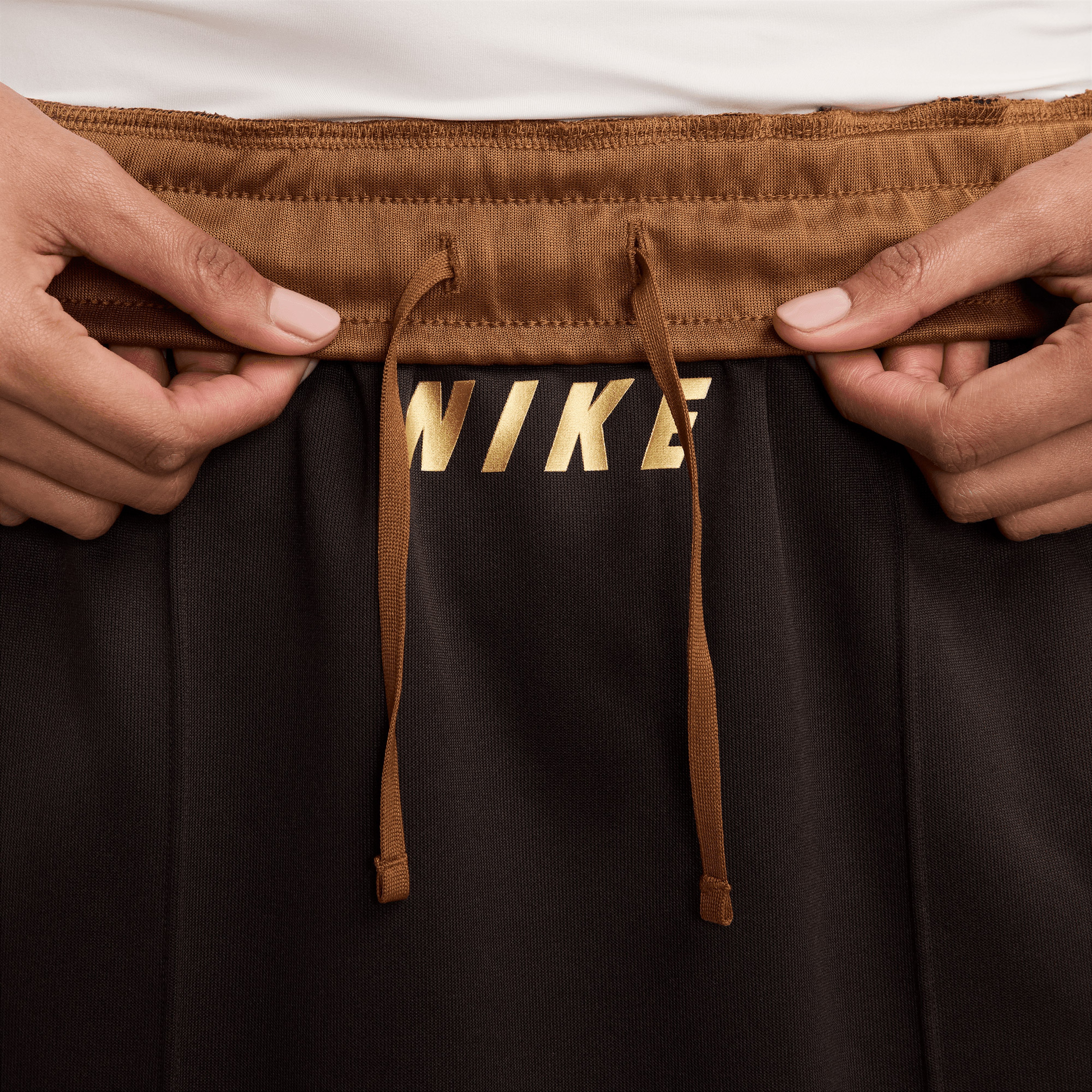 Nike Sportswear Kadın Kahverengi Etek