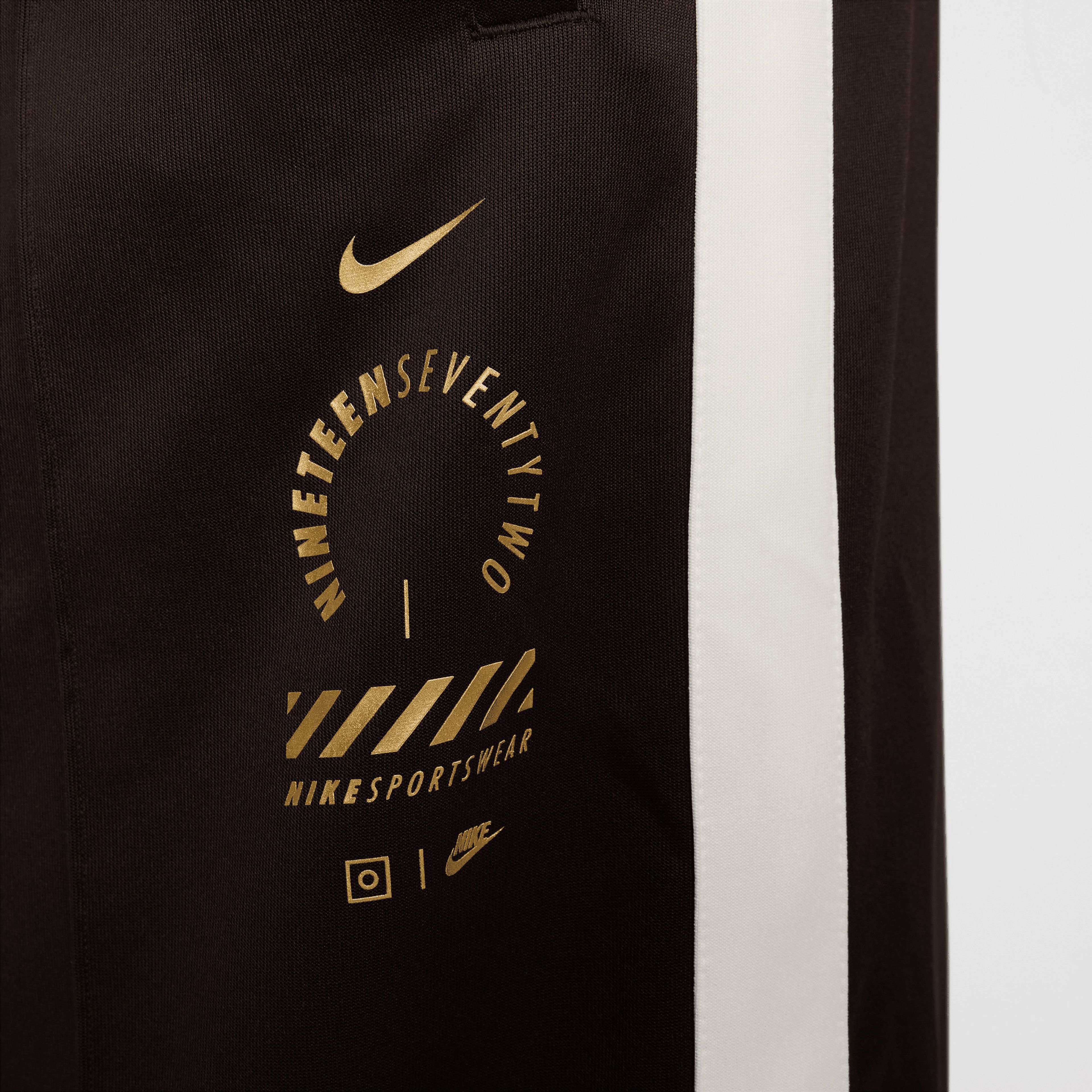 Nike Sportswear Kadın Kahverengi Etek