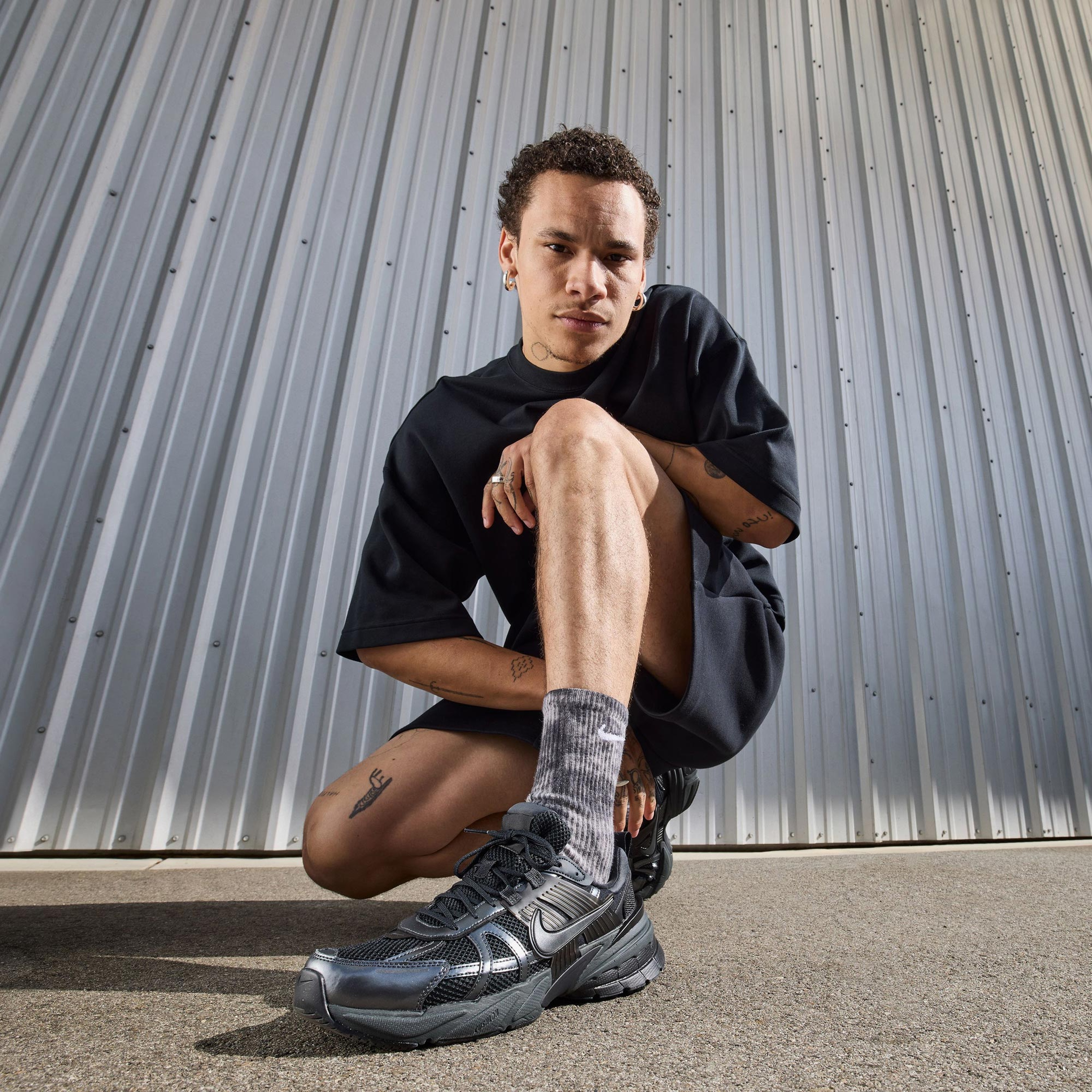 Nike V2K Run Erkek Siyah Sneaker