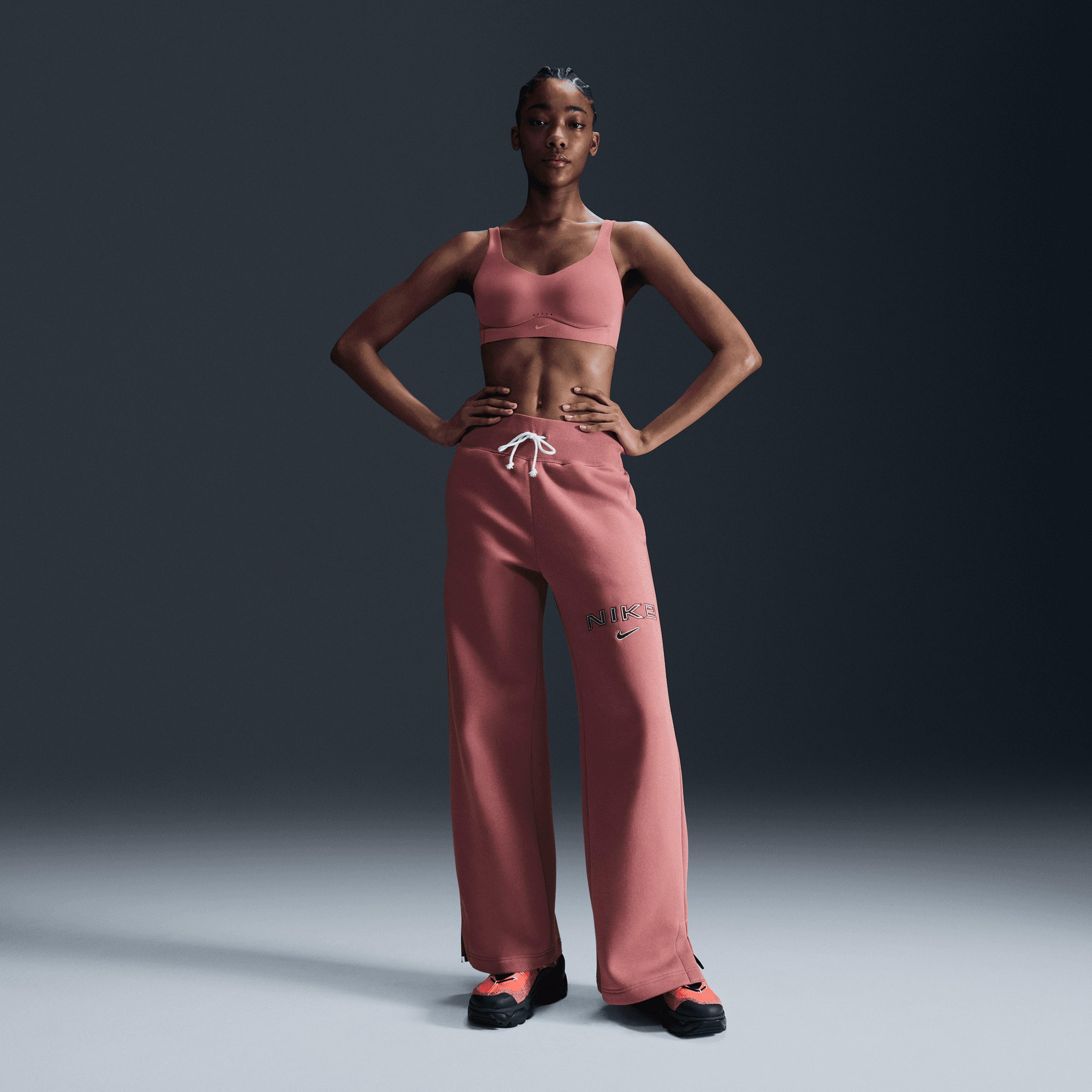 Nike Sportswear Phoenix Fleece Kadın Pembe Eşofman Altı