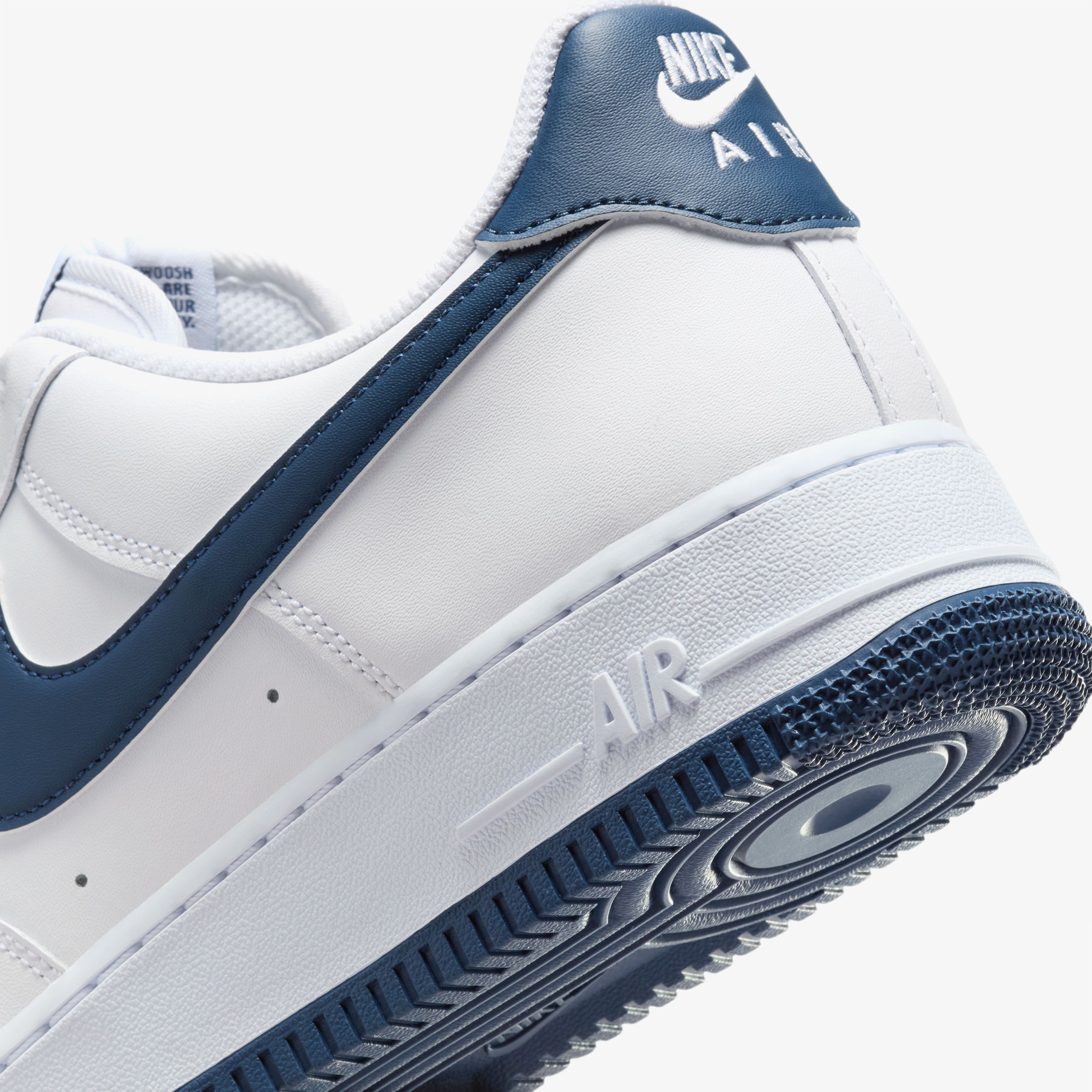 Nike Air Force 1 '07 Erkek Beyaz Sneaker