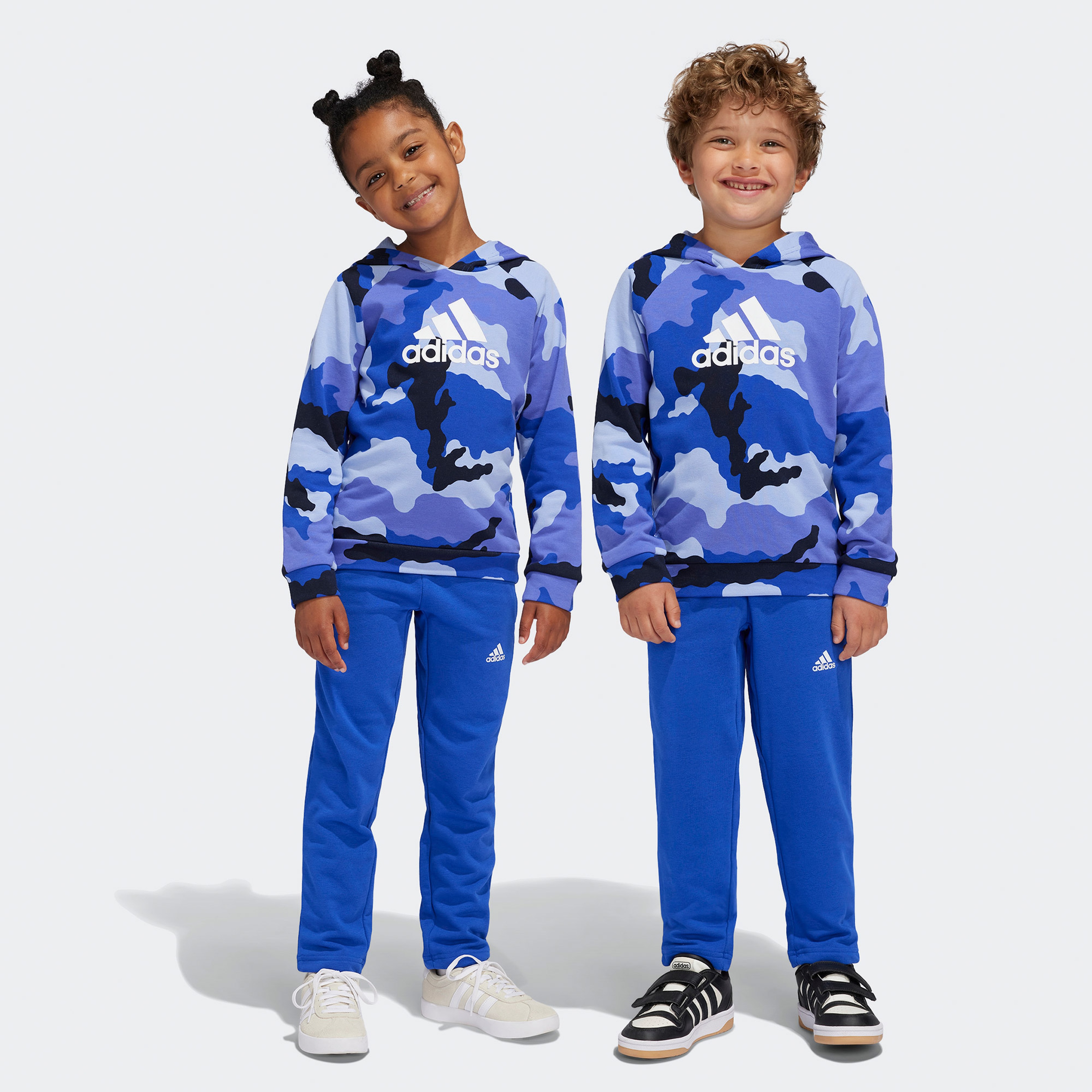 adidas Essentials Allover Print Çocuk Mavi Eşofman Takımı