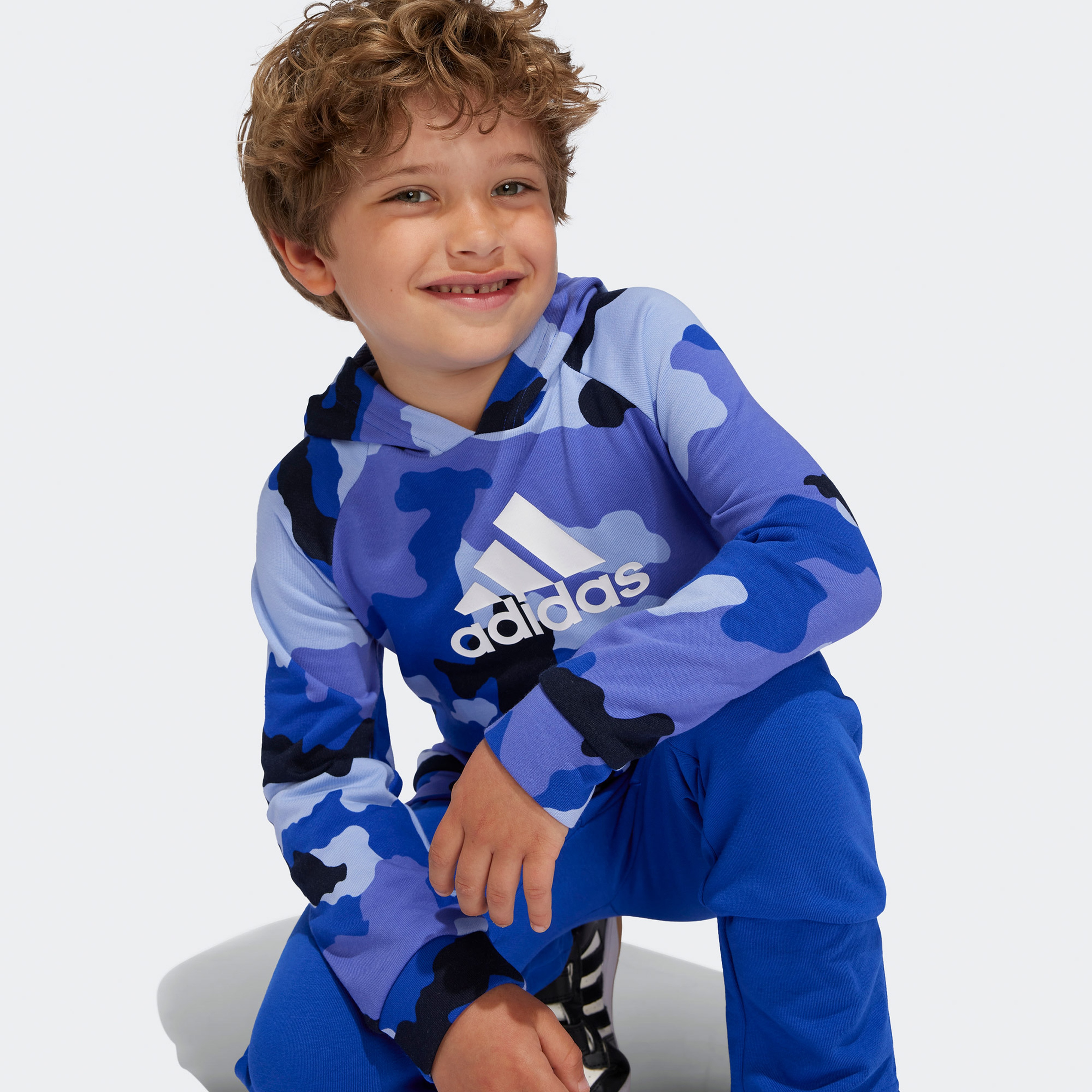 adidas Essentials Allover Print Çocuk Mavi Eşofman Takımı