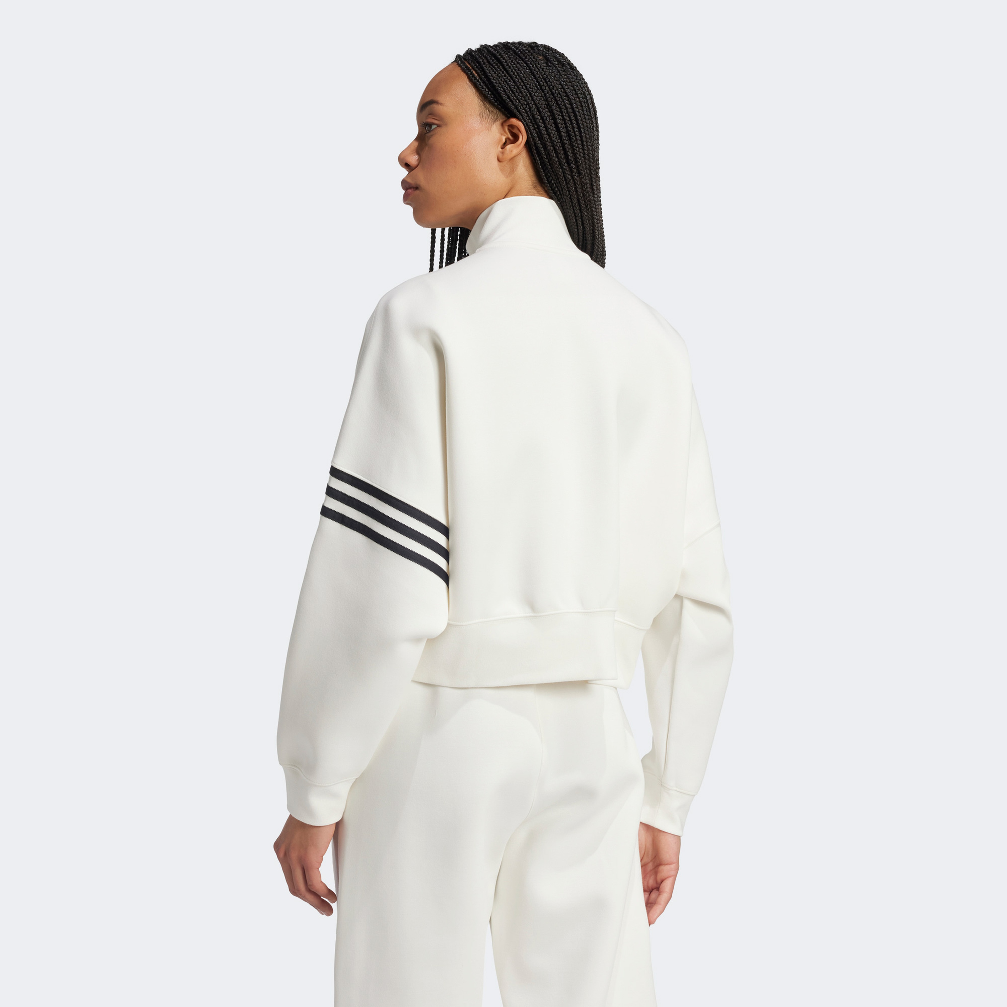 adidas Neuclassics Kadın Beyaz Eşofman Üstü