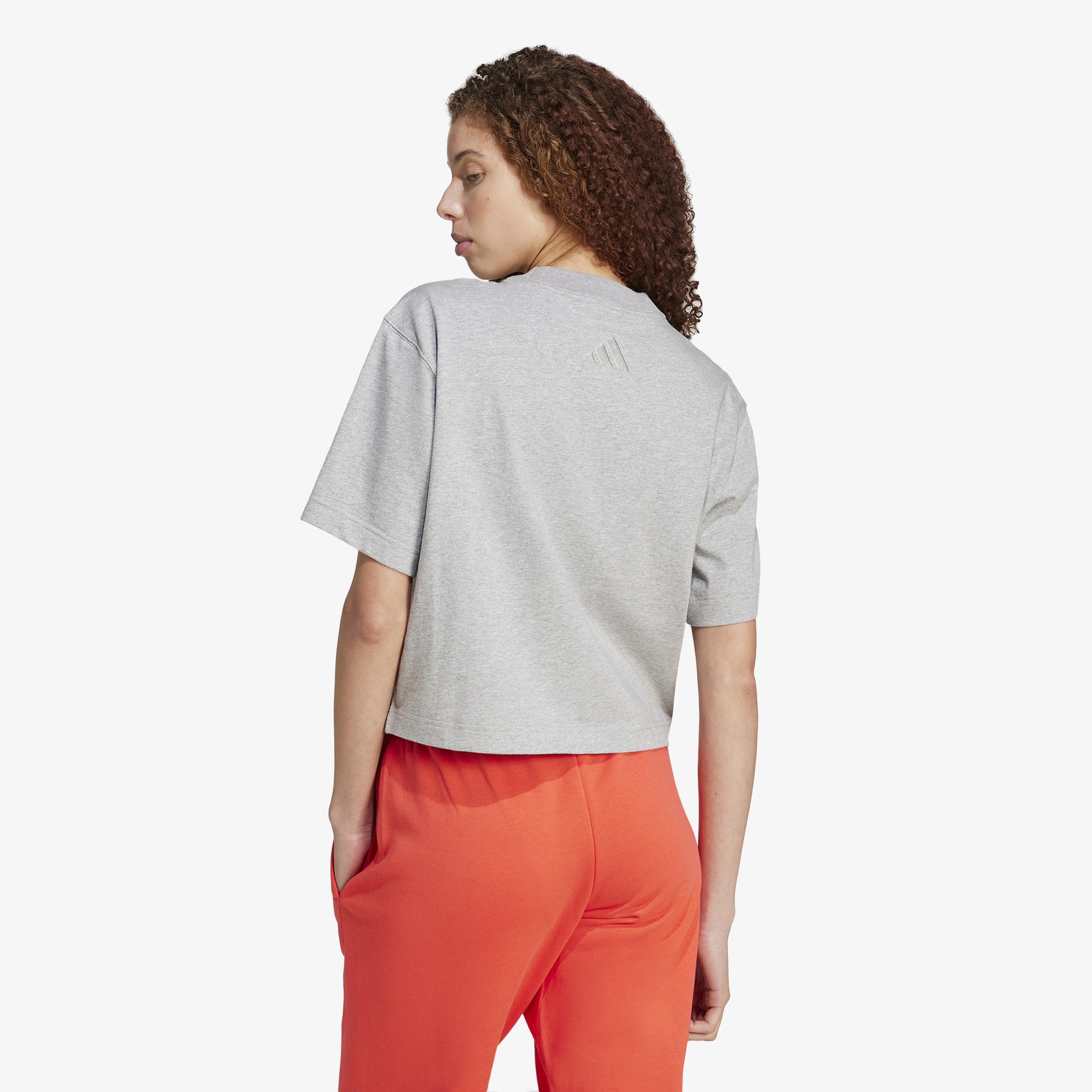 adidas All SZN Graphic Loose Kadın Gri T-Shirt