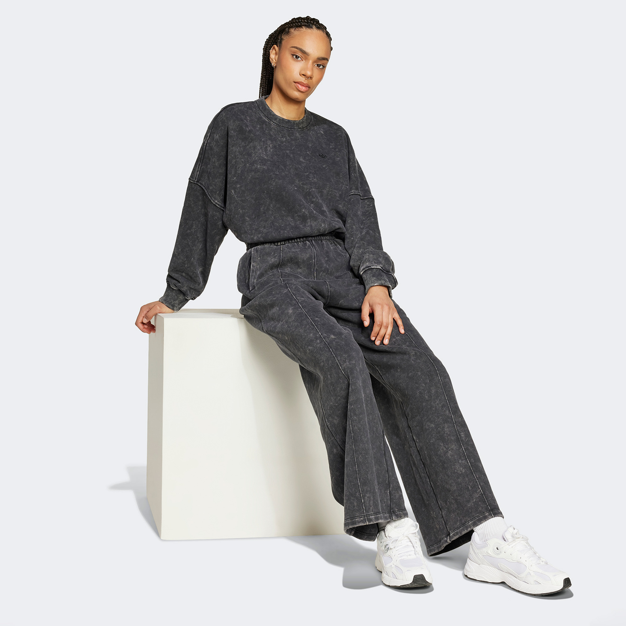 adidas Premium Essentials Washed Oversized Kadın Siyah Hoodie