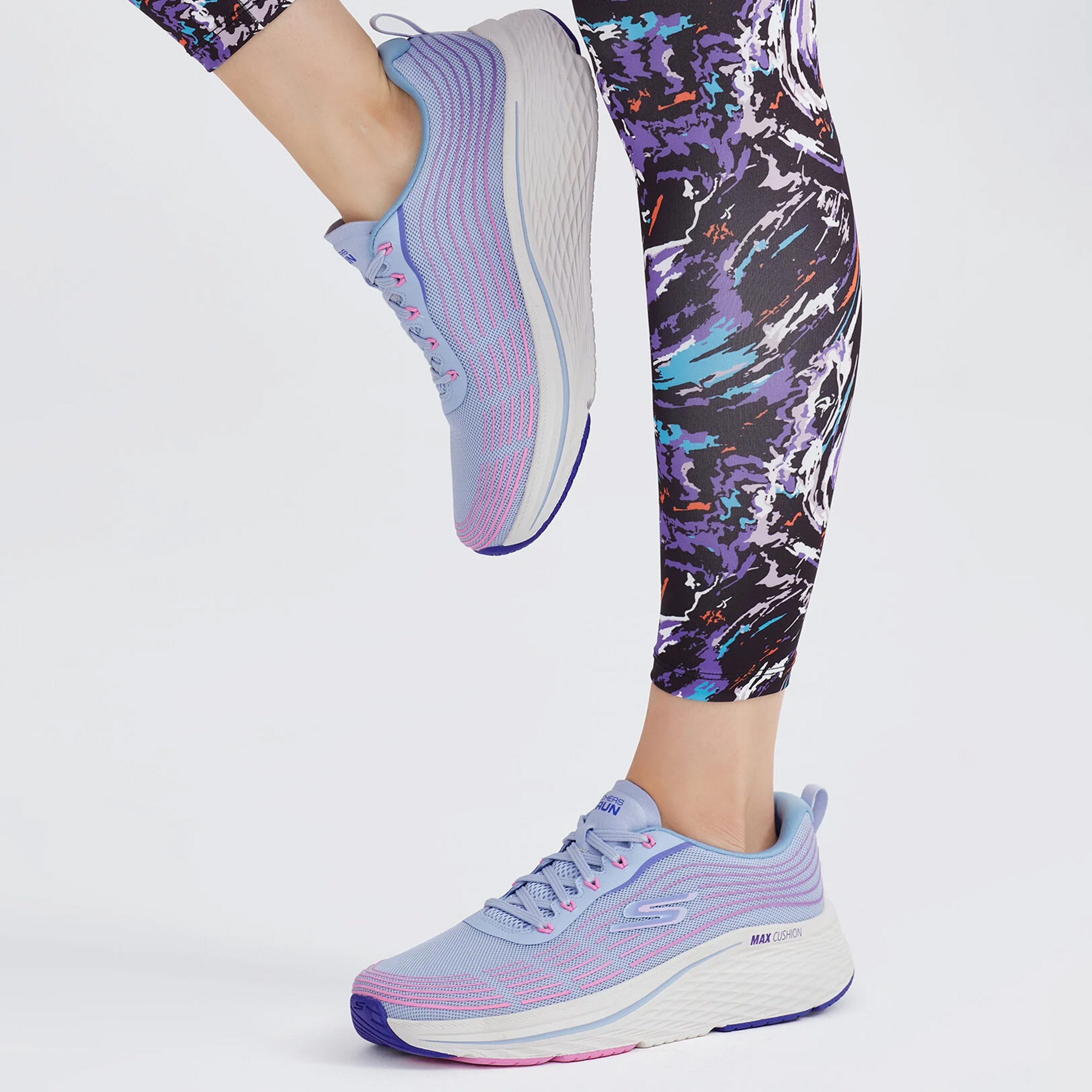 Skechers Max Cushioning Kadın Açık Mavi/Pembe Spor Ayakkabı