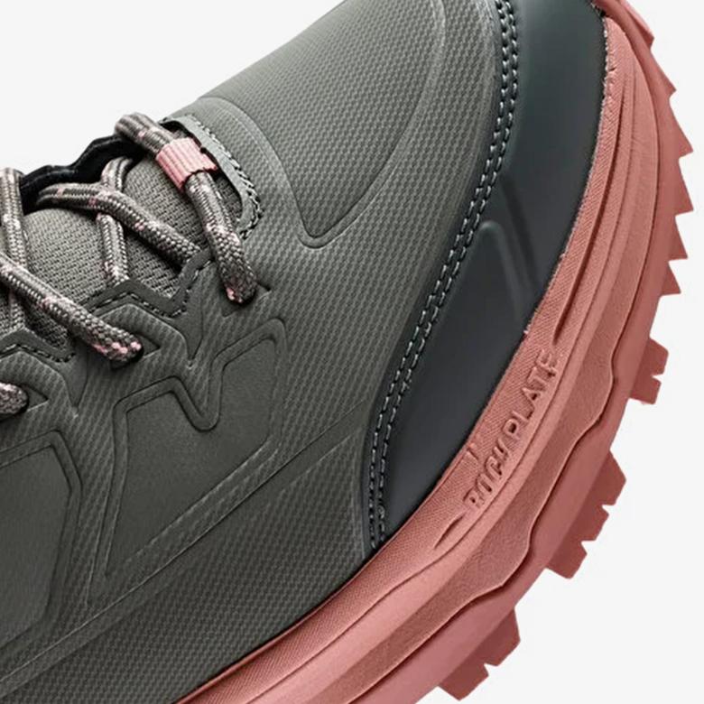 Skechers Max Protect Legacy - Weekend Getaway Kadın Gri Pembe Outdoor Bot
