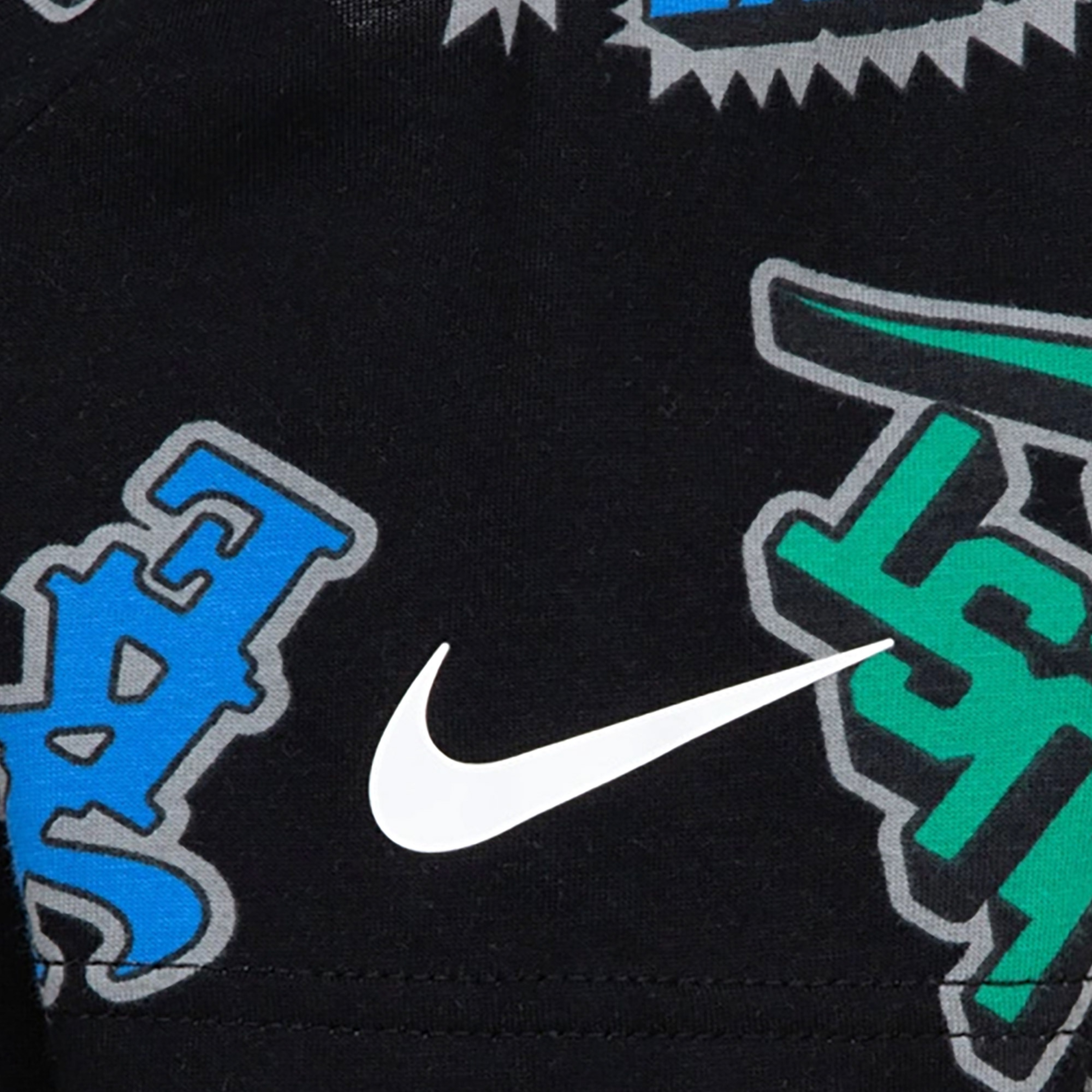 Nike Nkb Varzity Aop Çocuk Siyah T-Shirt