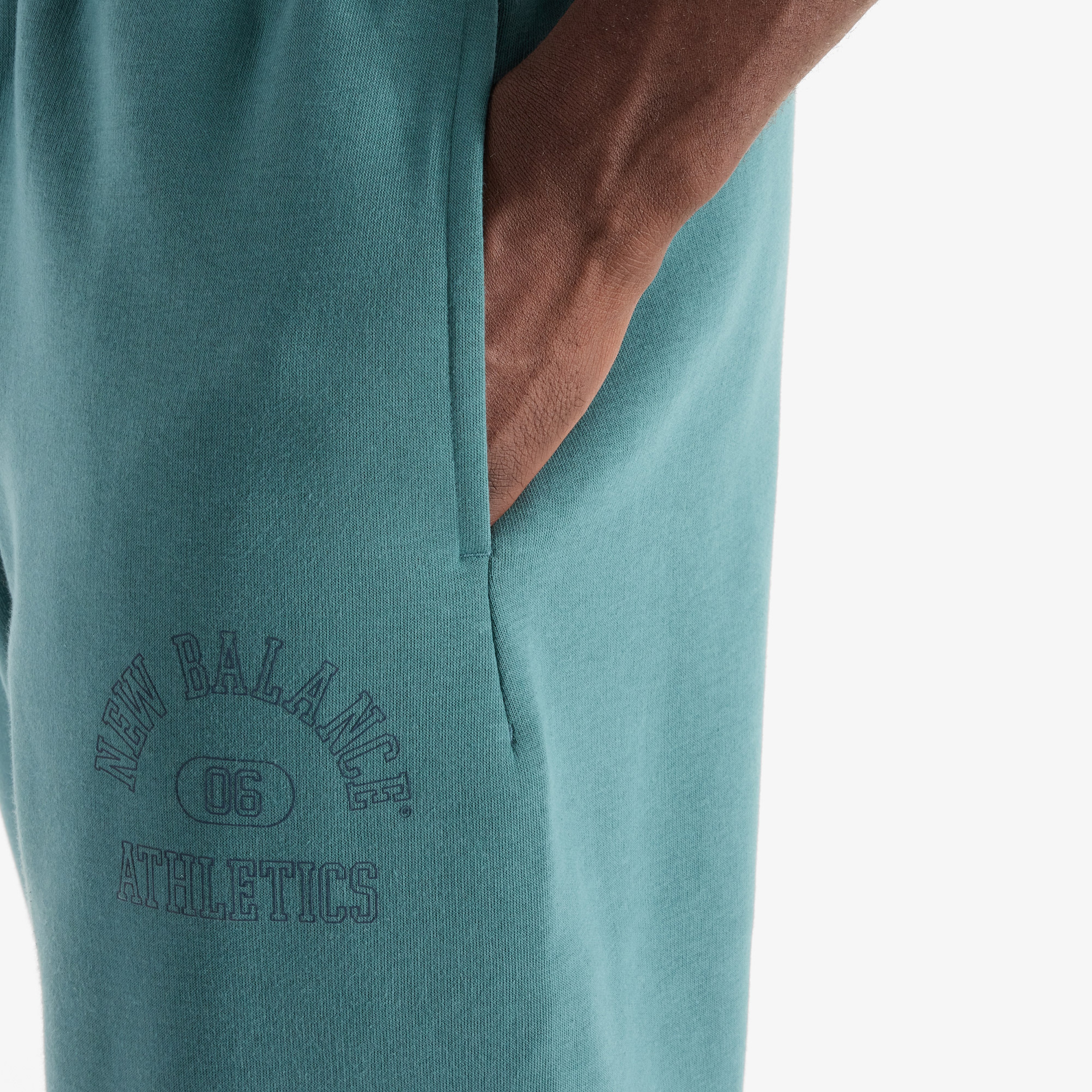 New Balance Sport Essentials Fleece Graphic Jogger Erkek Yeşil Eşofman Altı