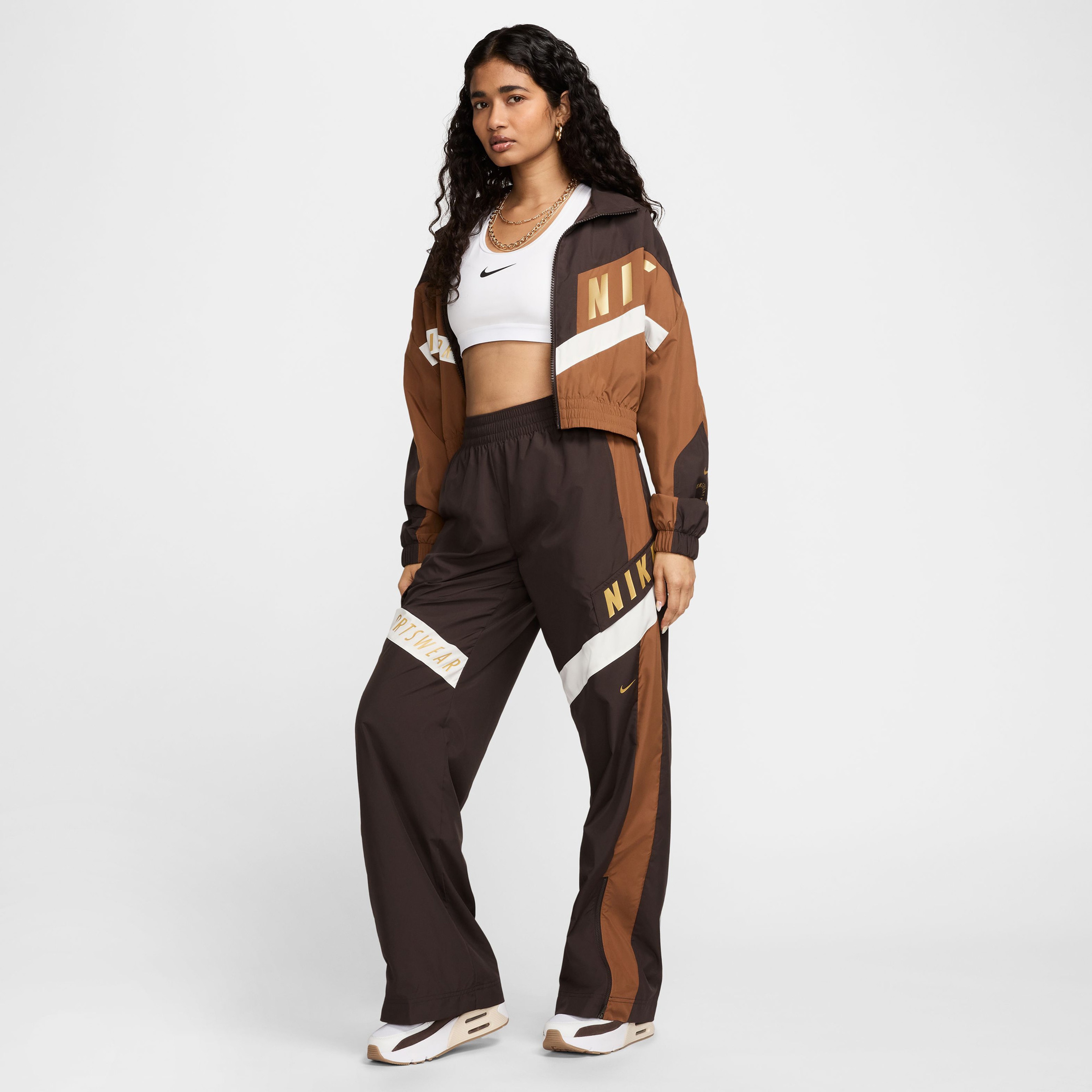 Nike Sportswear Kadın Kahverengi Pantolon