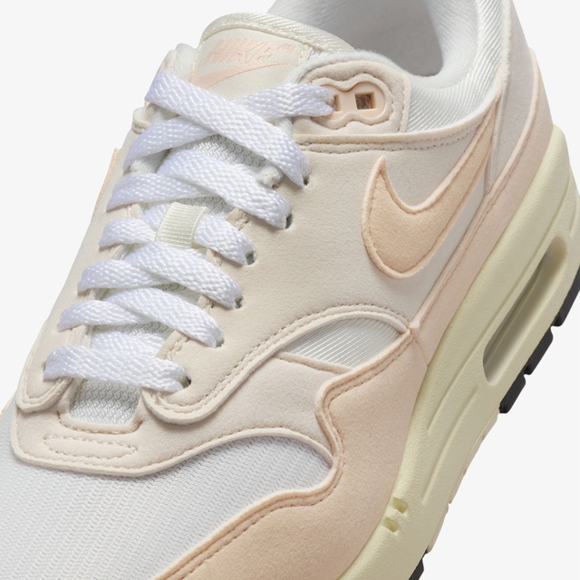Nike Beyaz Krem Pembe Nike Air Max 1 Kadın Sneaker