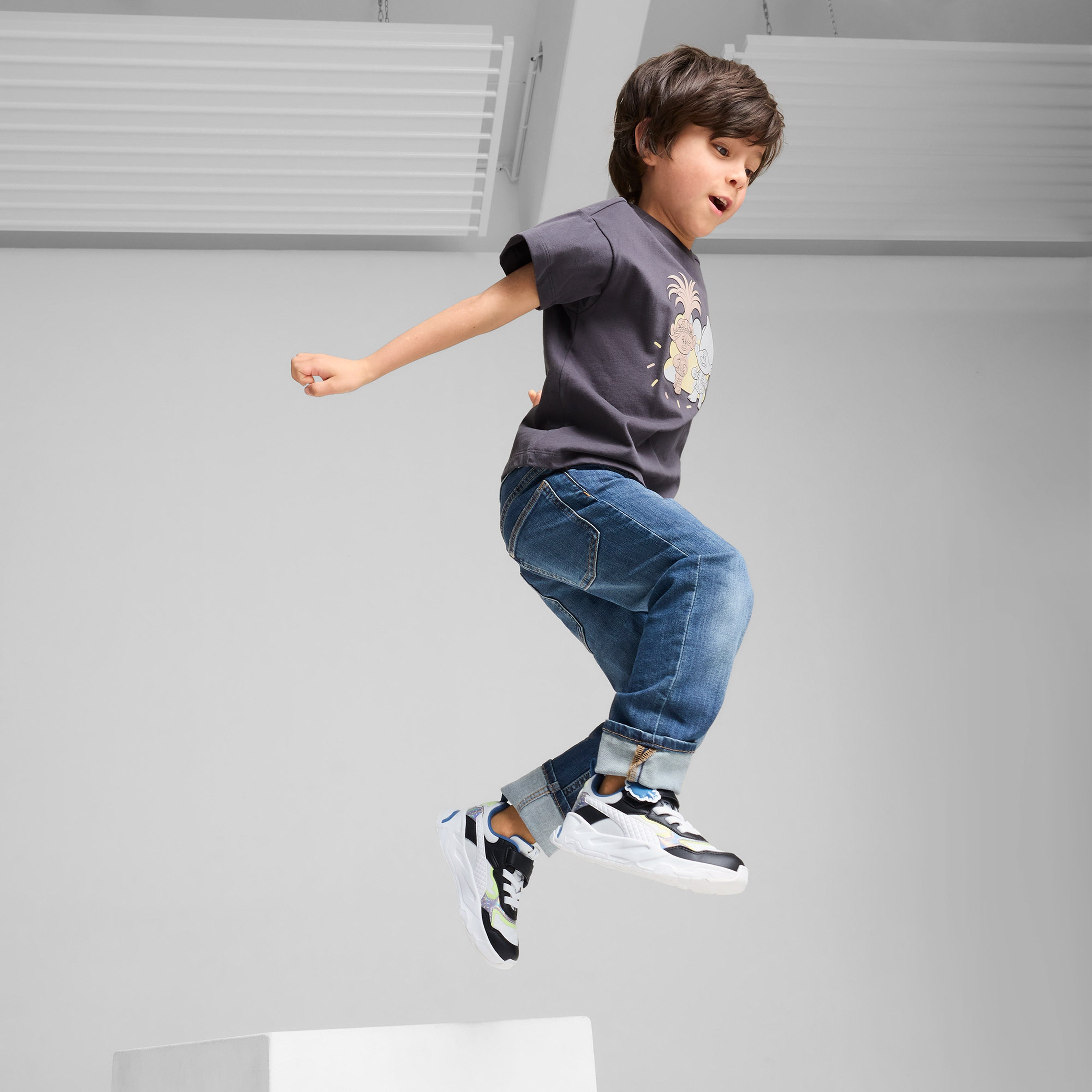 Puma X Trolls Graphic Çocuk Gri T-Shirt