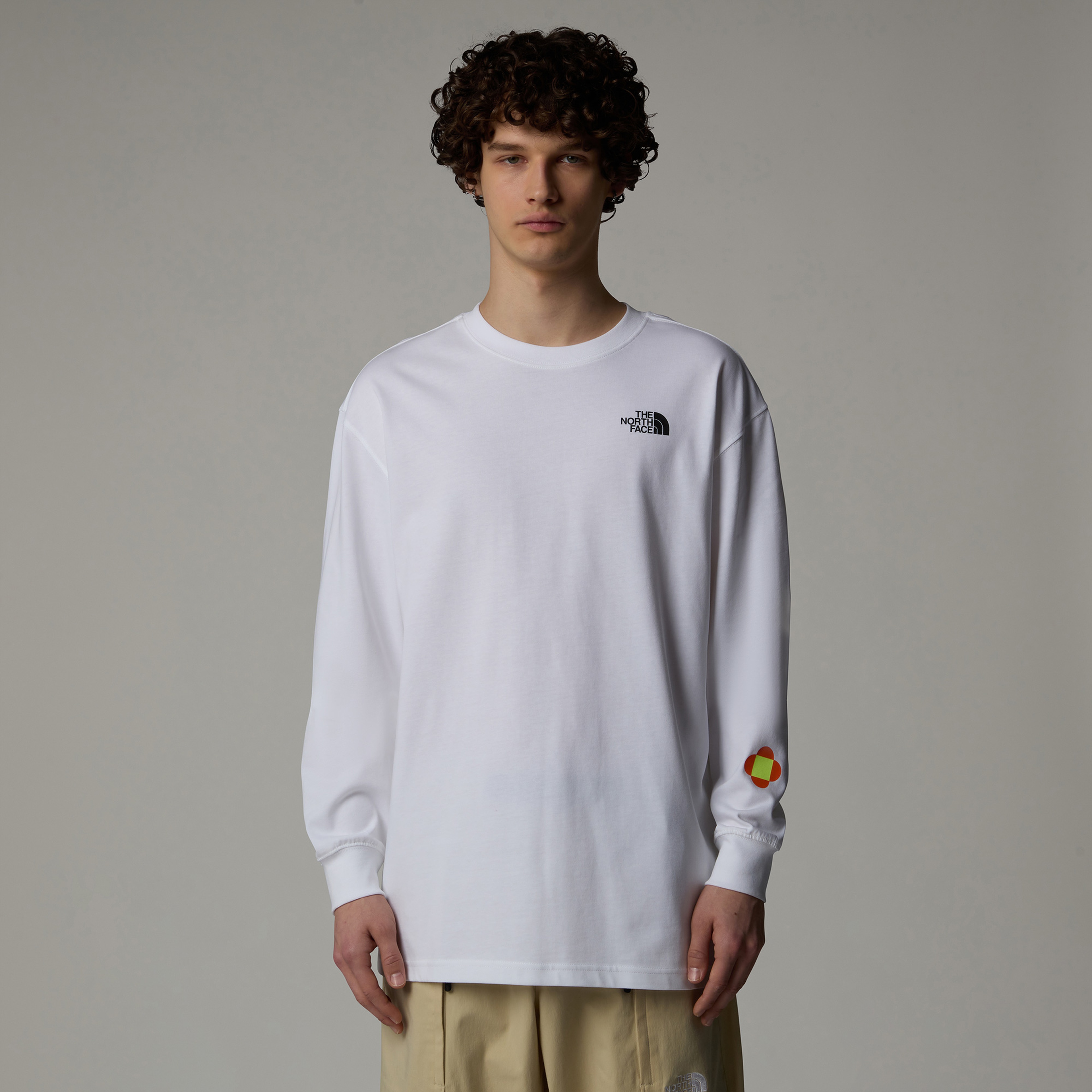 The North Face x Yinka Ilori Graphic Erkek Beyaz Sweatshirt