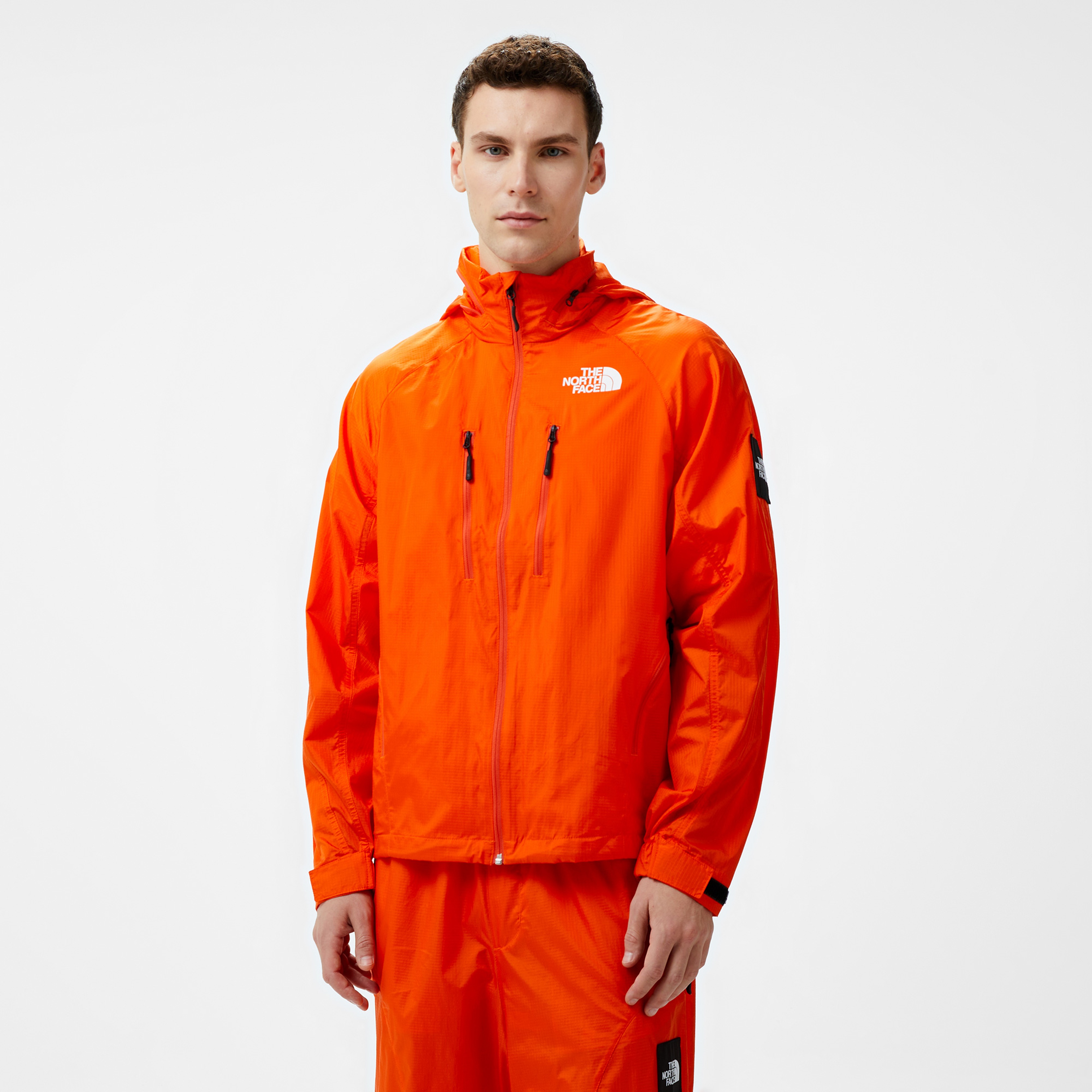 The North Face x Yinka Ilori Erkek Wind Shell Turuncu Mont