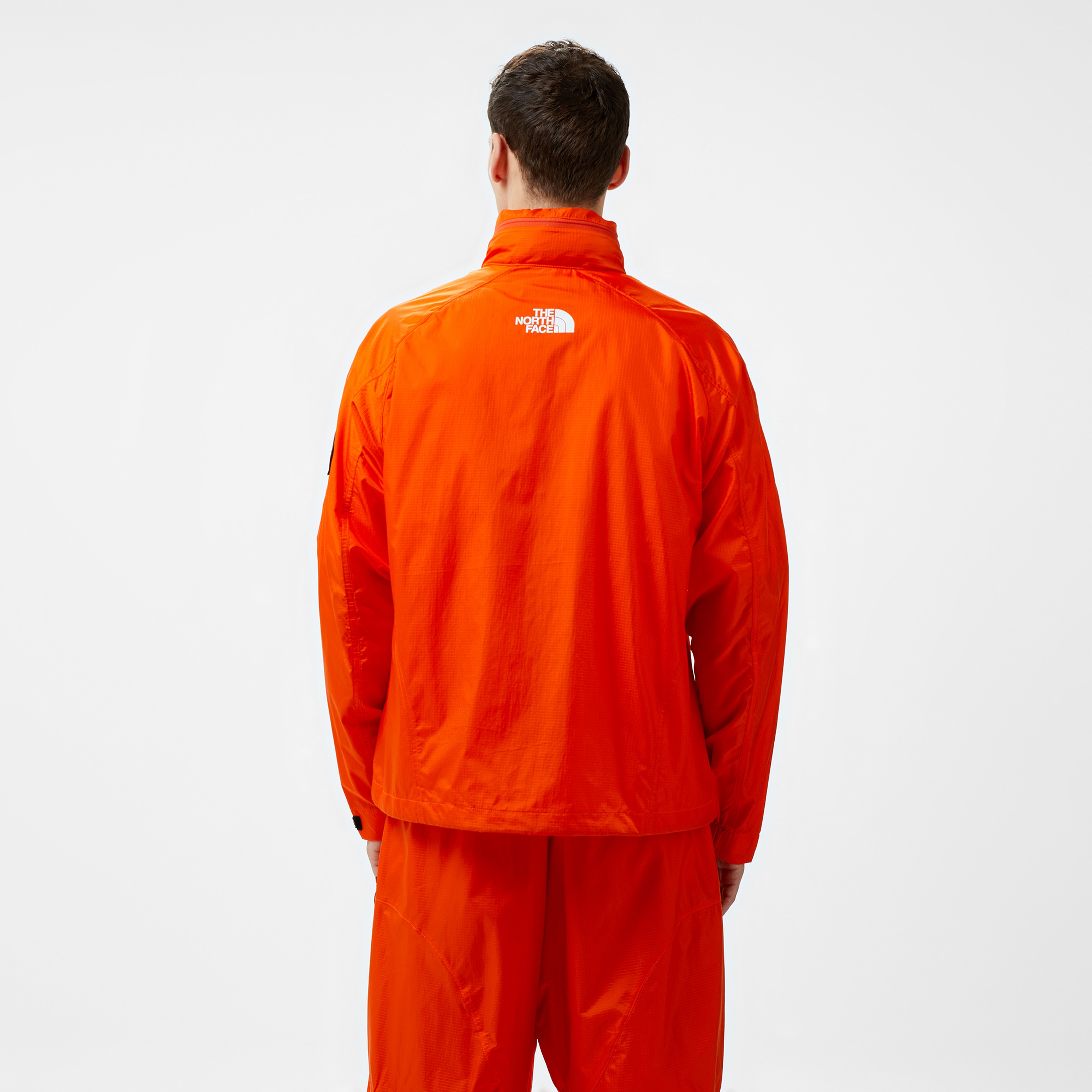 The North Face x Yinka Ilori Erkek Wind Shell Turuncu Mont