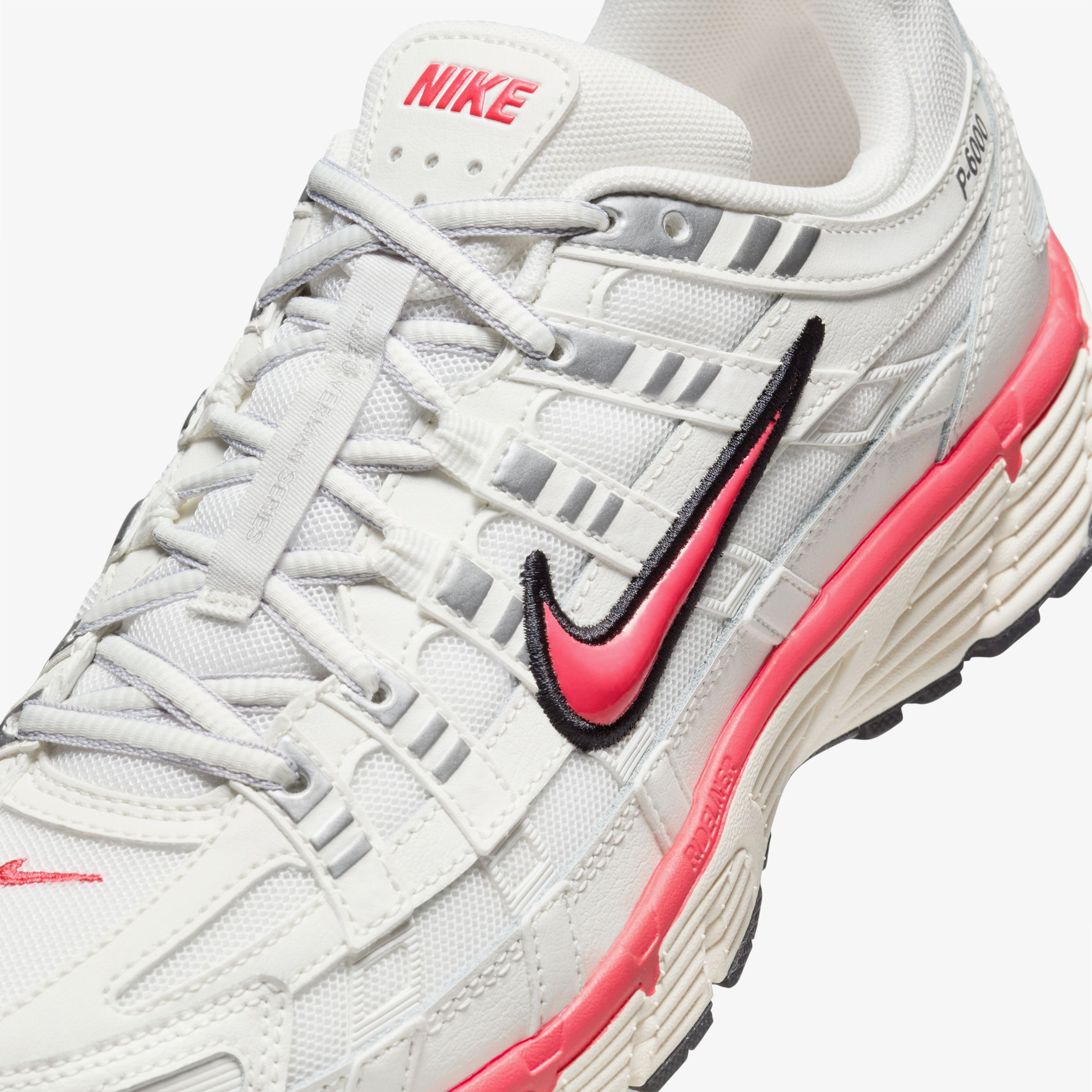 Nike P-6000 Kadın Beyaz Spor Ayakkabı