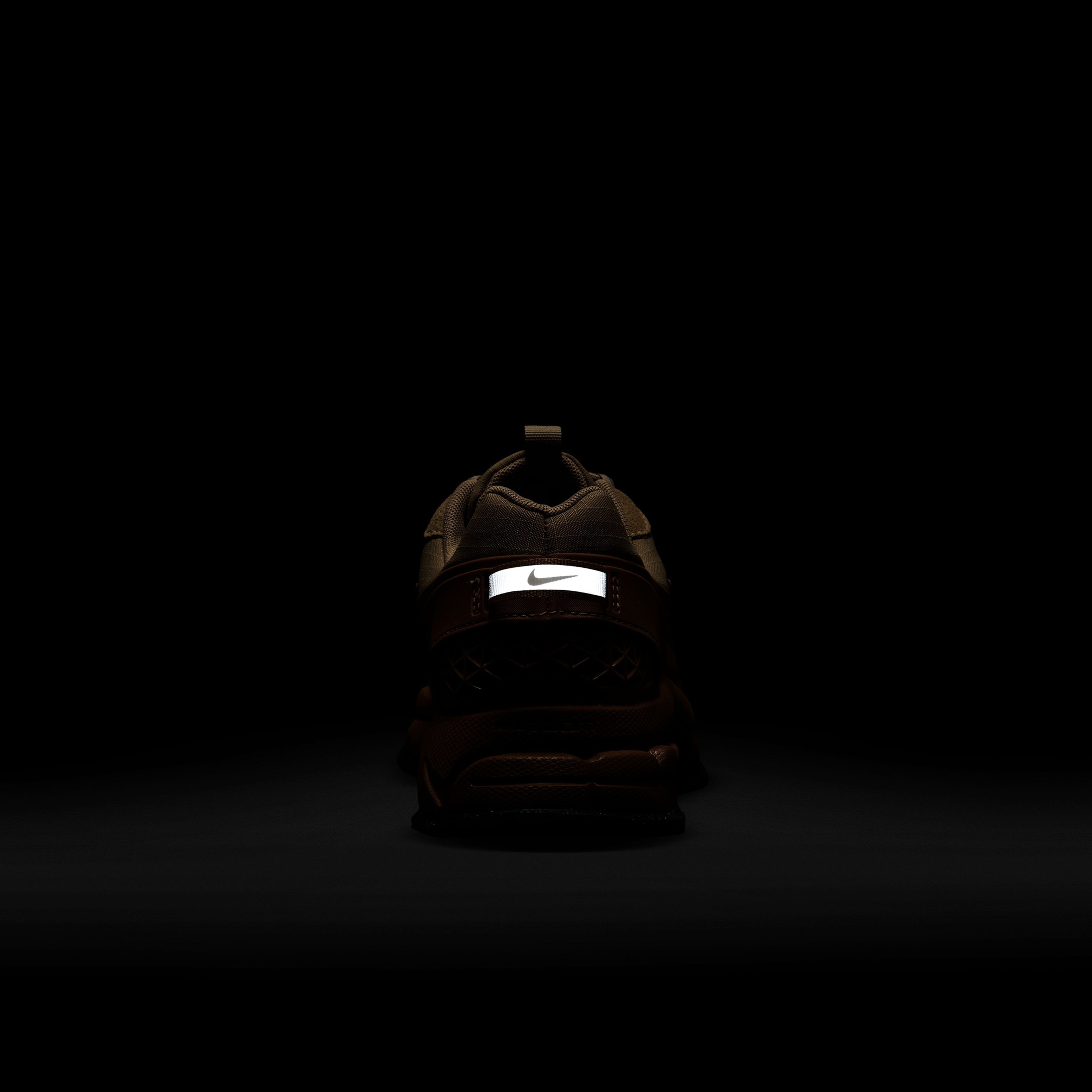 Nike Zoom Vomero 5 Roam Flax Kadın Turuncu Sneaker