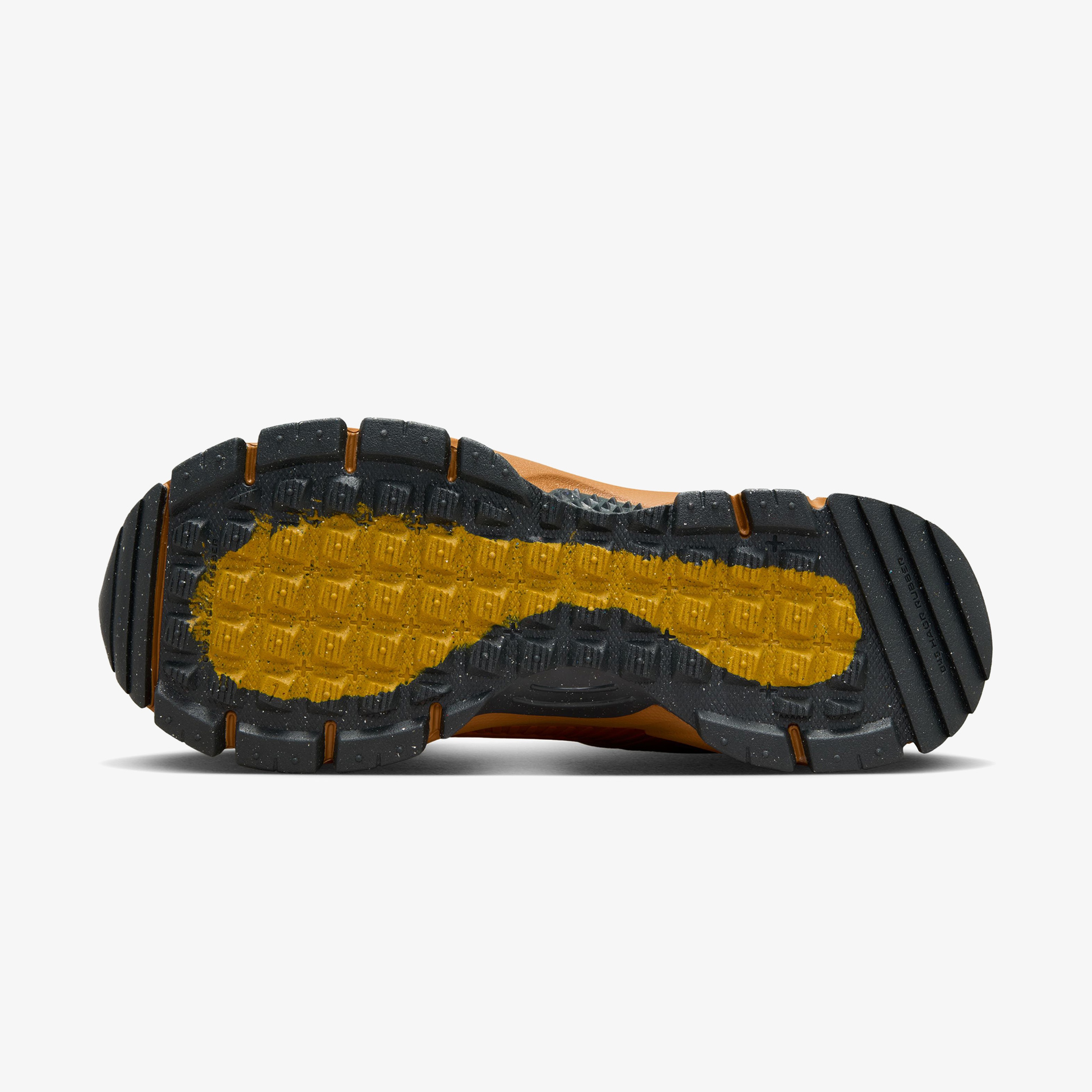 Nike Zoom Vomero 5 Roam Flax Kadın Turuncu Sneaker