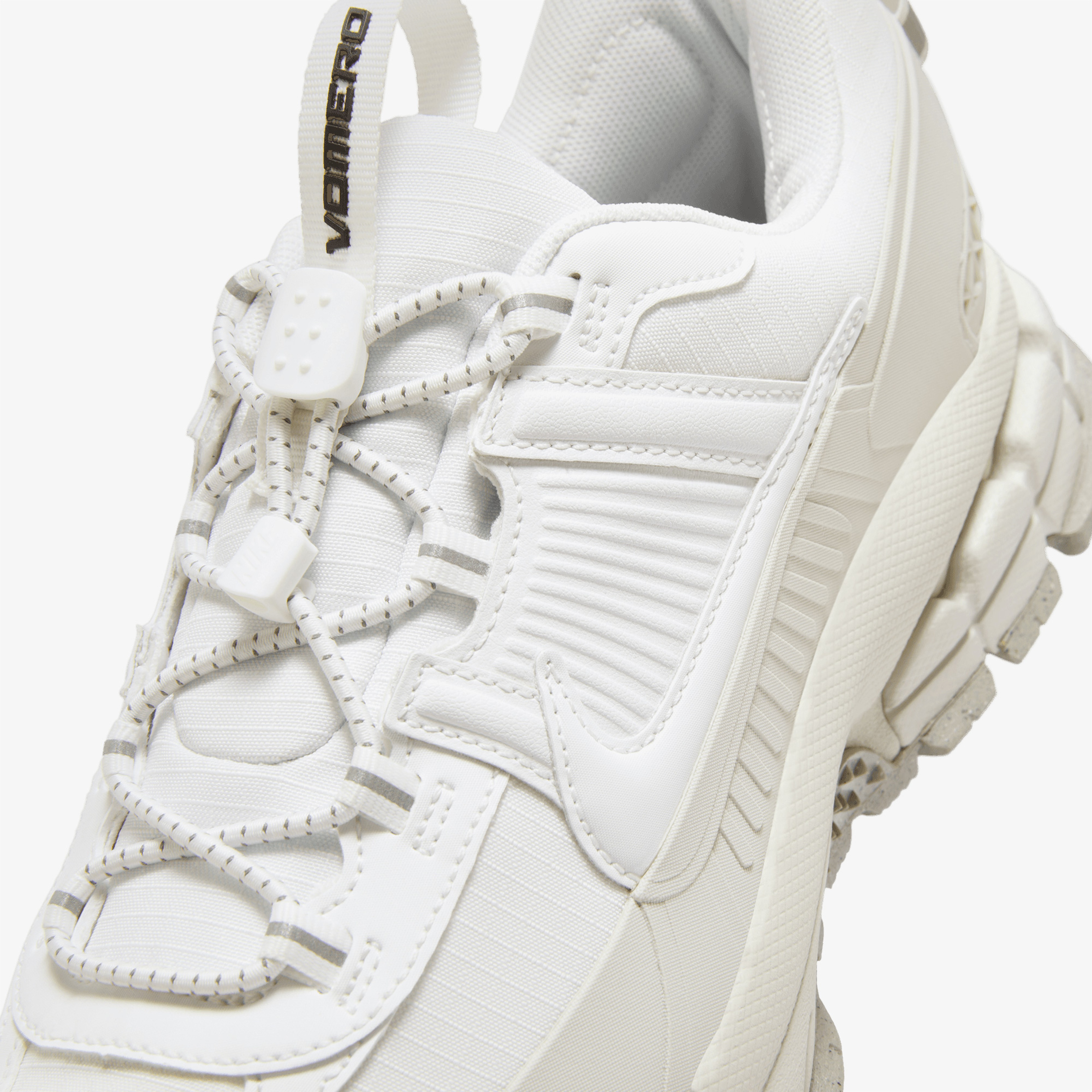 Nike Zoom Vomero 5 Roam Summit Unisex Beyaz Sneaker