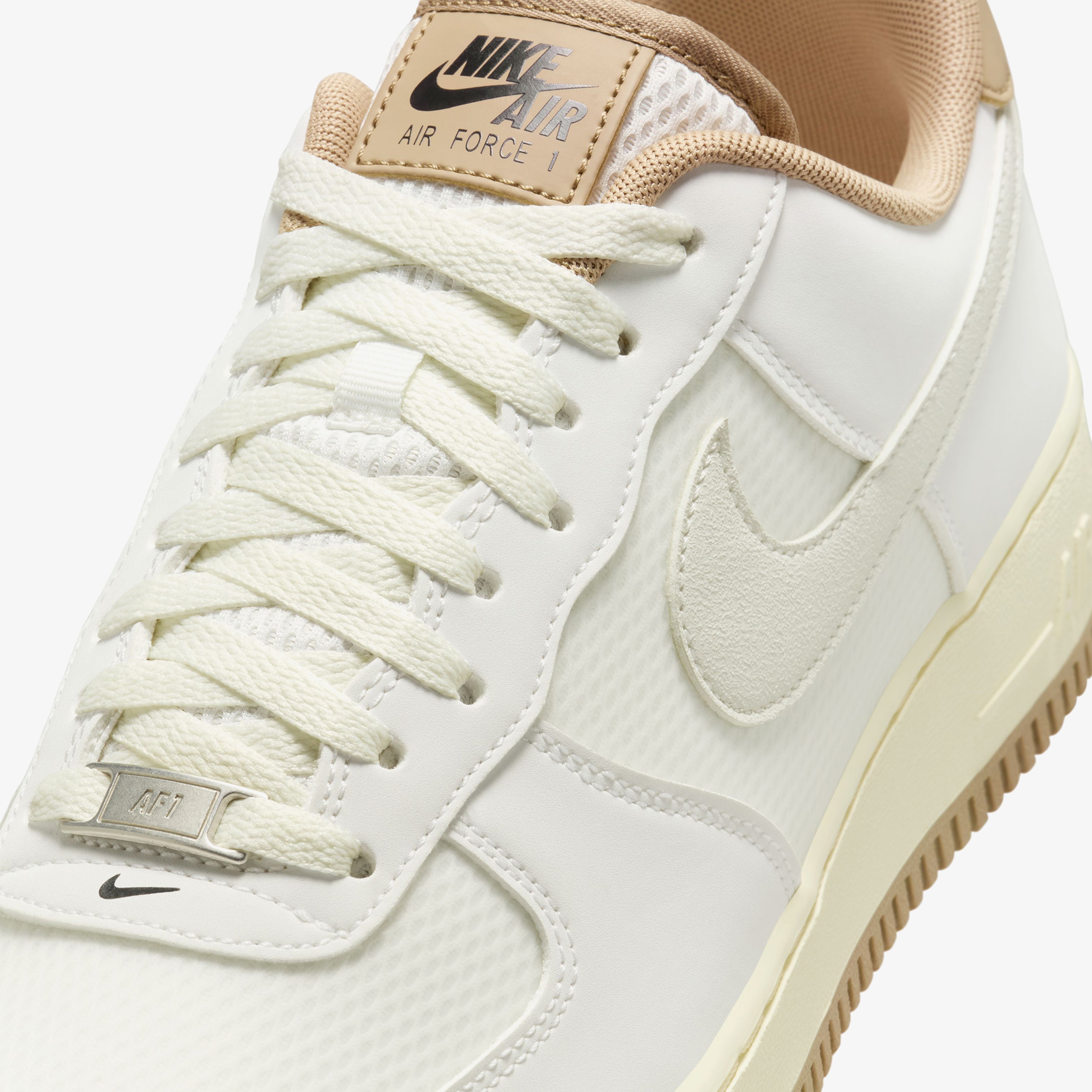 Nike Air Force 1'07 Erkek Beyaz Sneaker