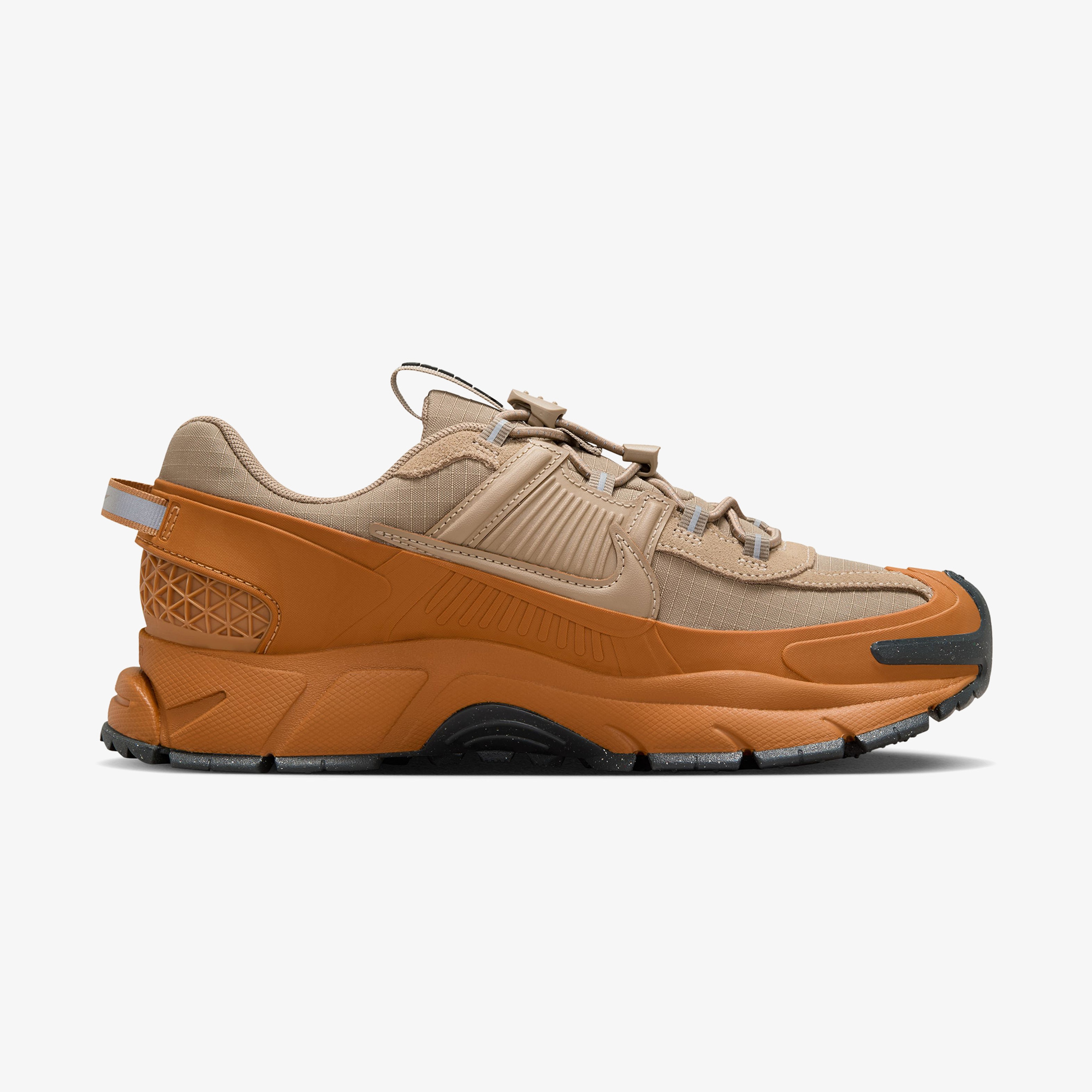 Nike Zoom Vomero 5 Roam Flax Kadın Turuncu Sneaker