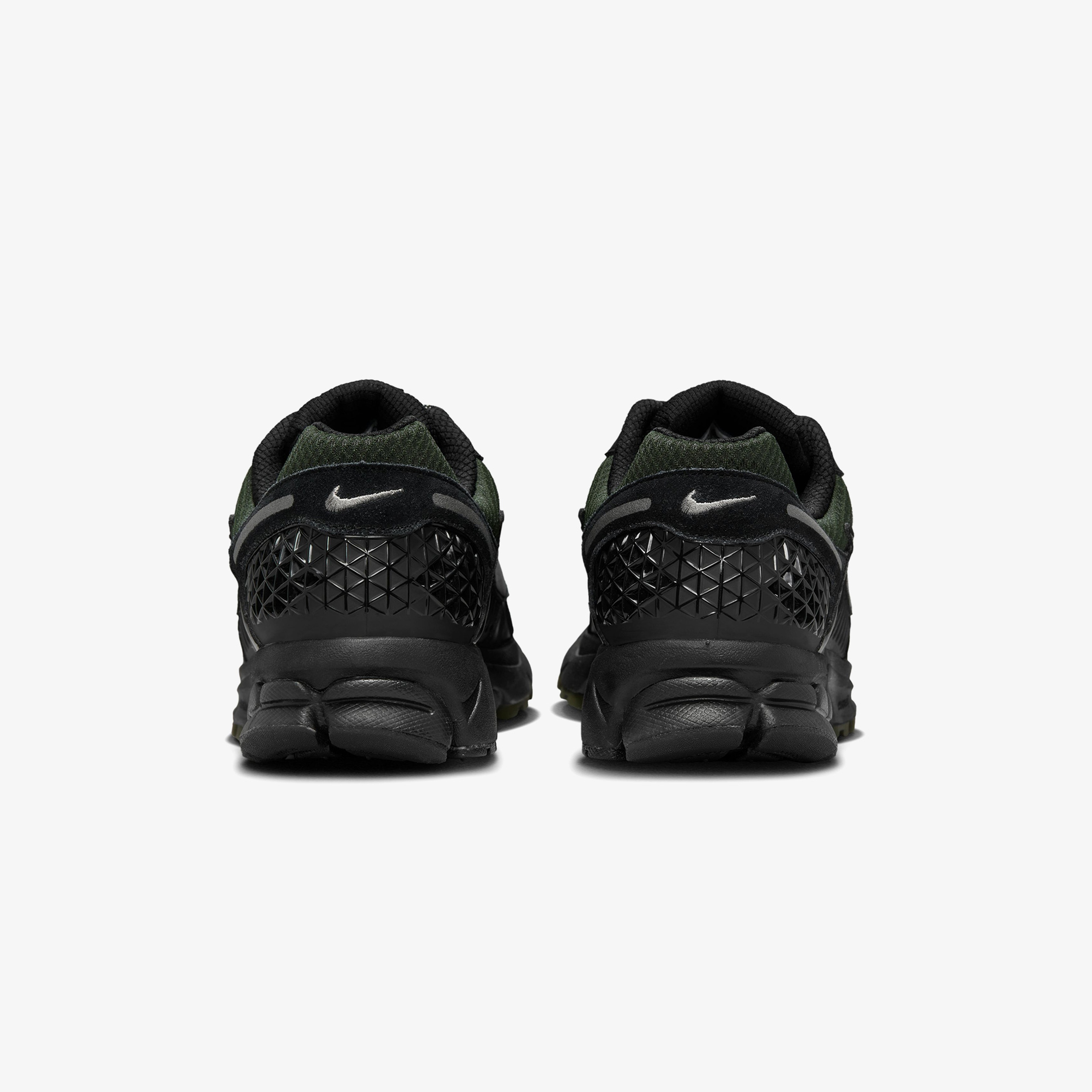 Nike Zoom Vomero 5 Erkek Siyah Sneaker