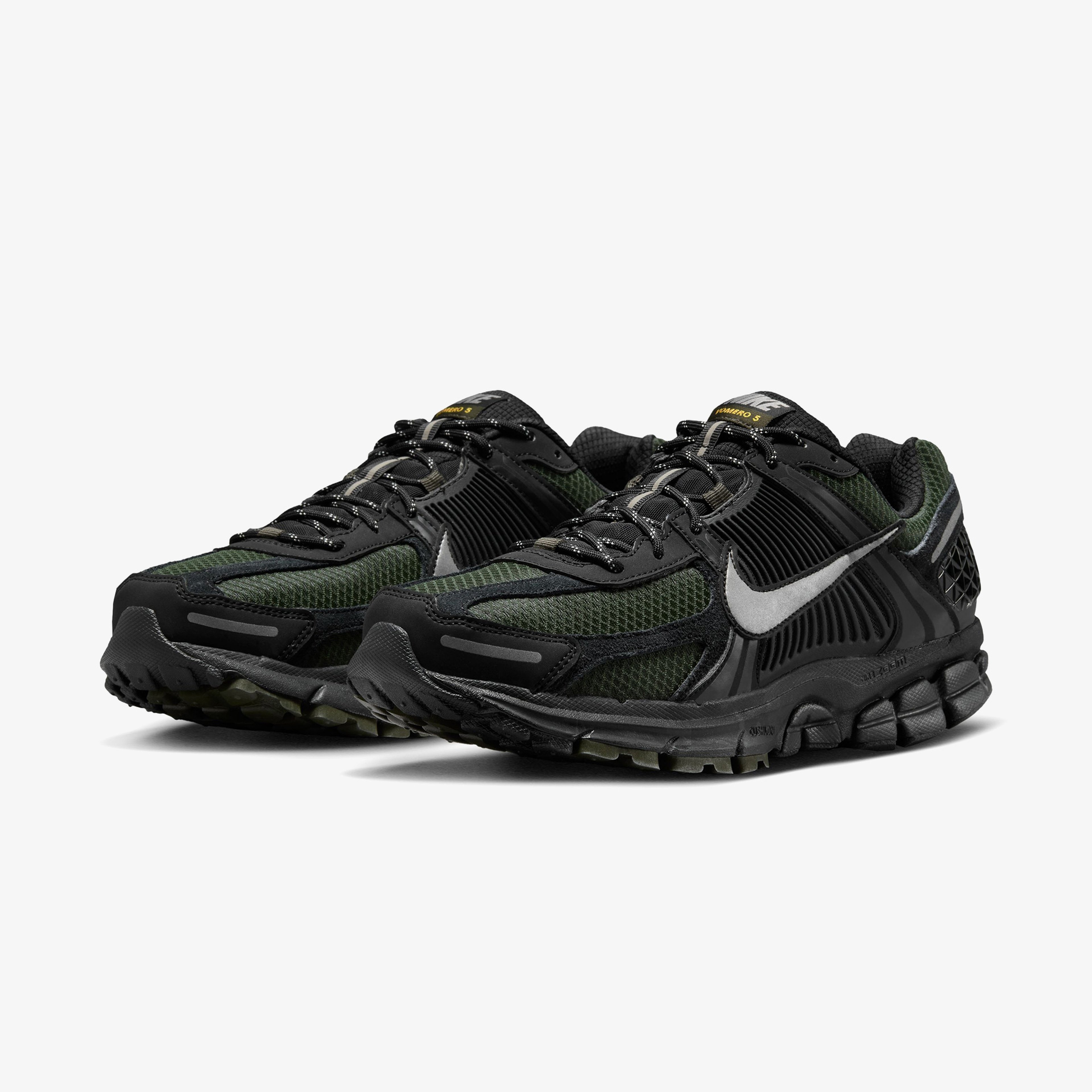 Nike Zoom Vomero 5 Erkek Siyah Sneaker