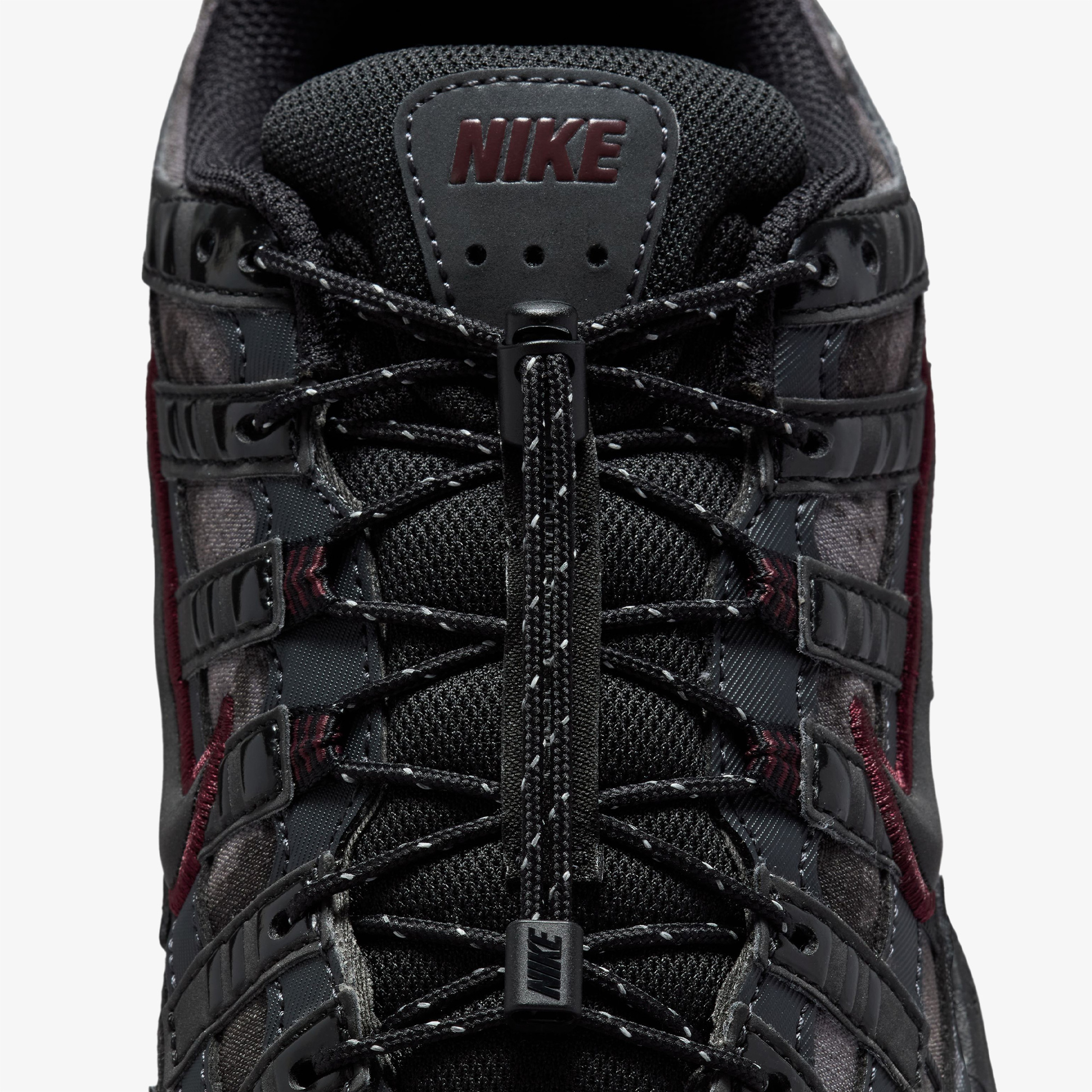 Nike P-6000 Kadın Siyah Sneaker