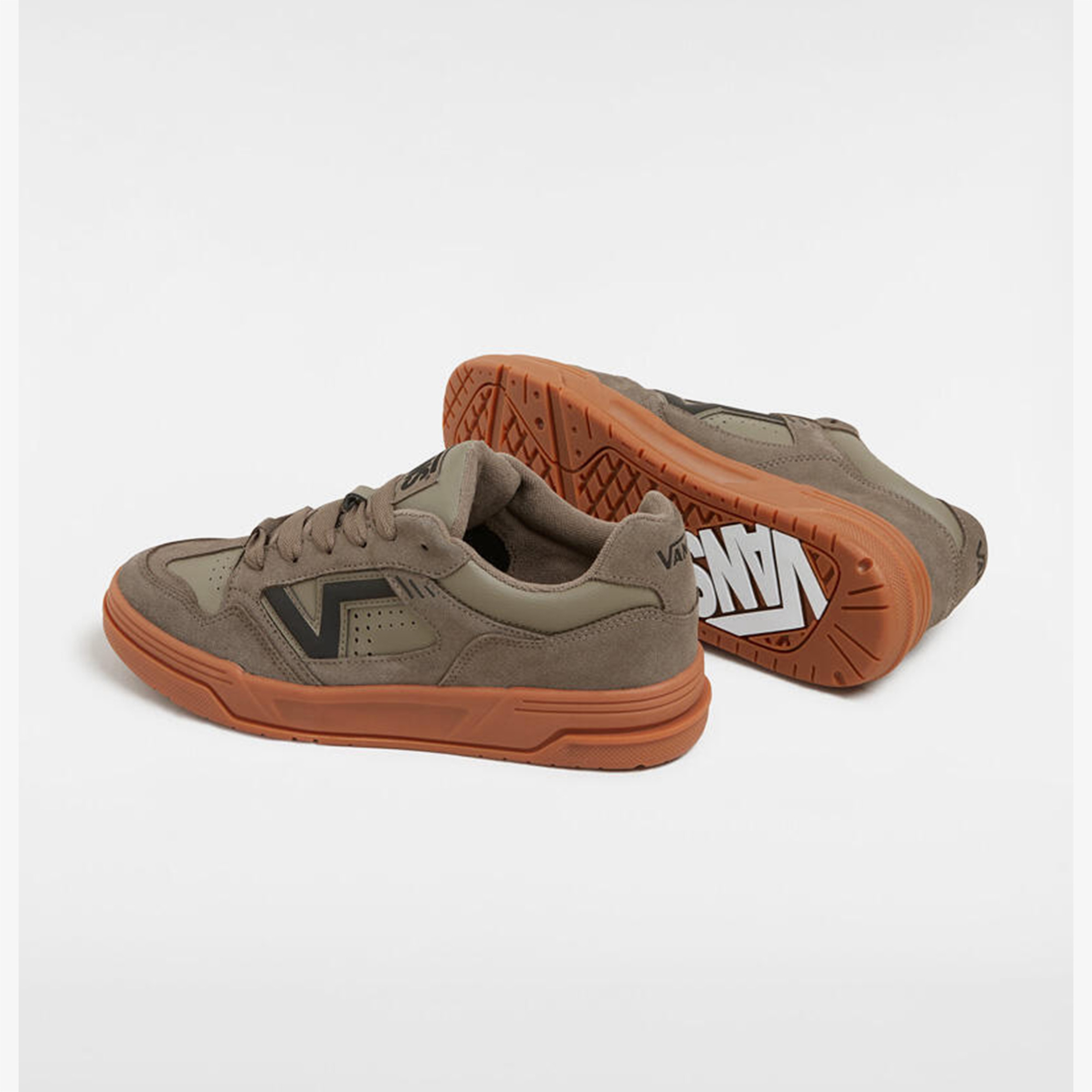Vans Upland Erkek Kahverengi Süet Sneaker