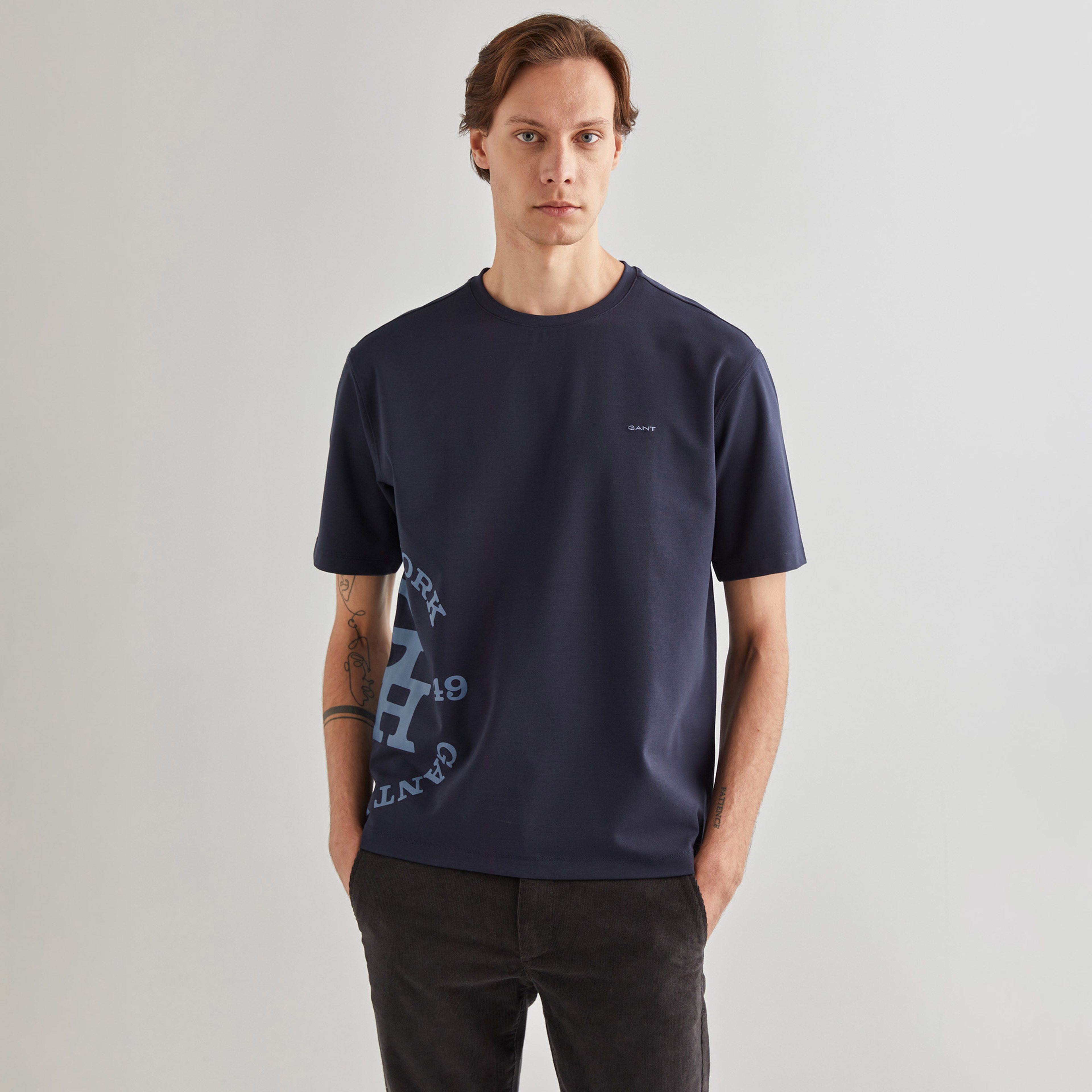 GANT Erkek Lacivert Regular Fit Bisiklet Yaka Logolu T-Shirt
