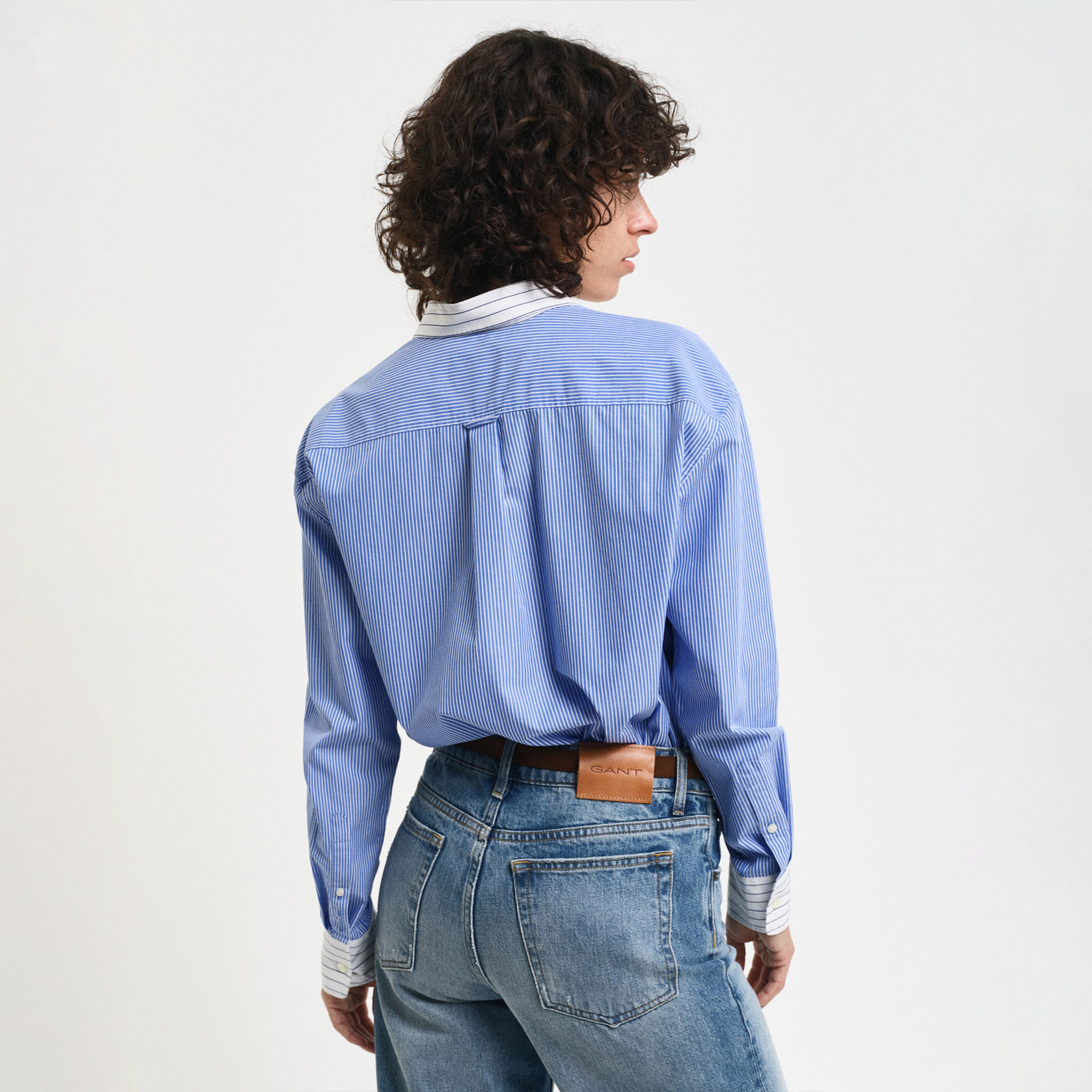 GANT Kadın Mavi Relaxed Fit Çizgili Gömlek